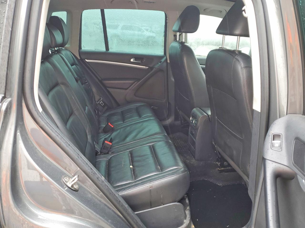 2012 Volkswagen Tiguan S Gray vin: WVGBV7AX8CW088341