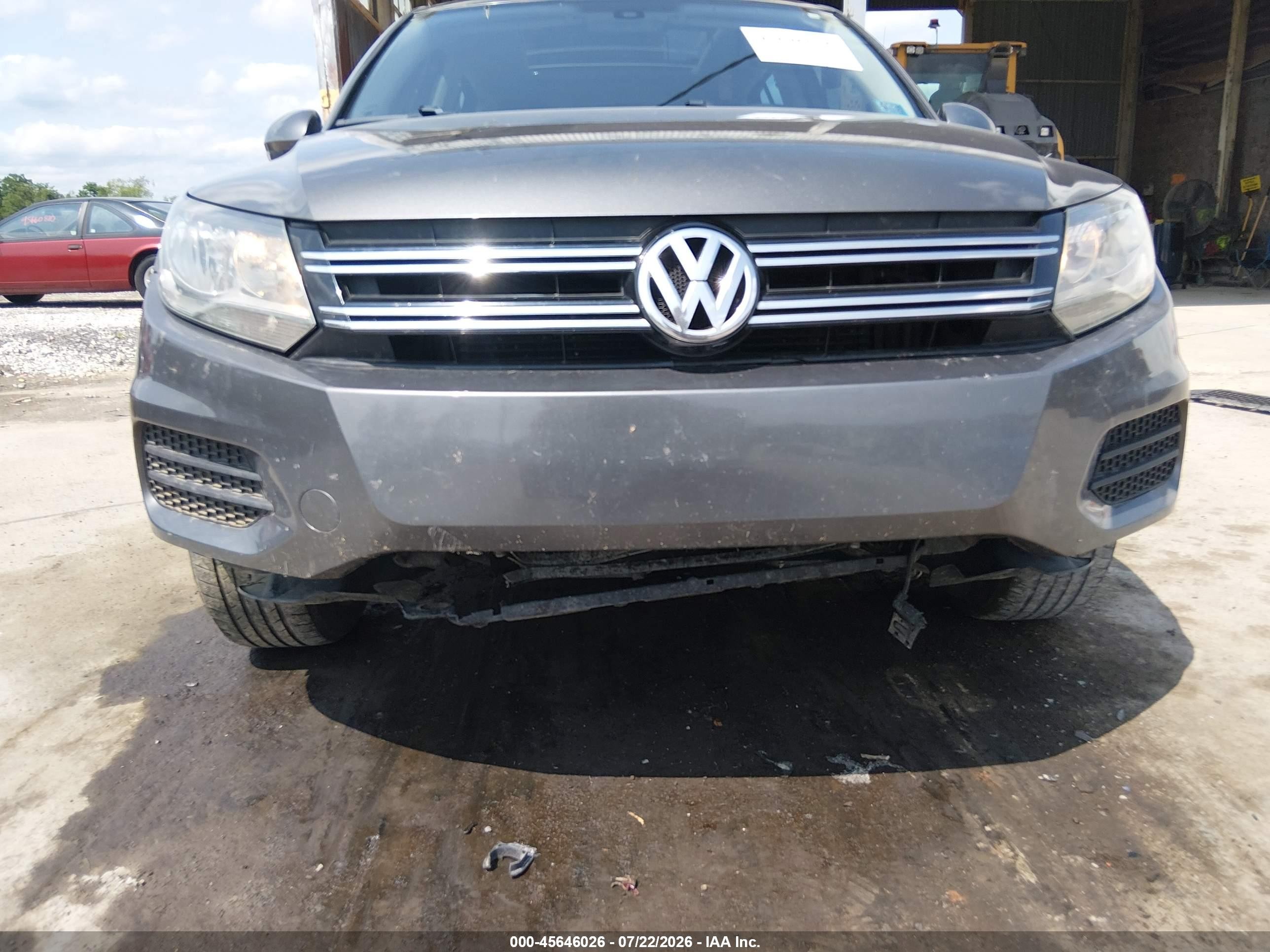 2012 Volkswagen Tiguan S Серый vin: WVGBV7AX8CW089411