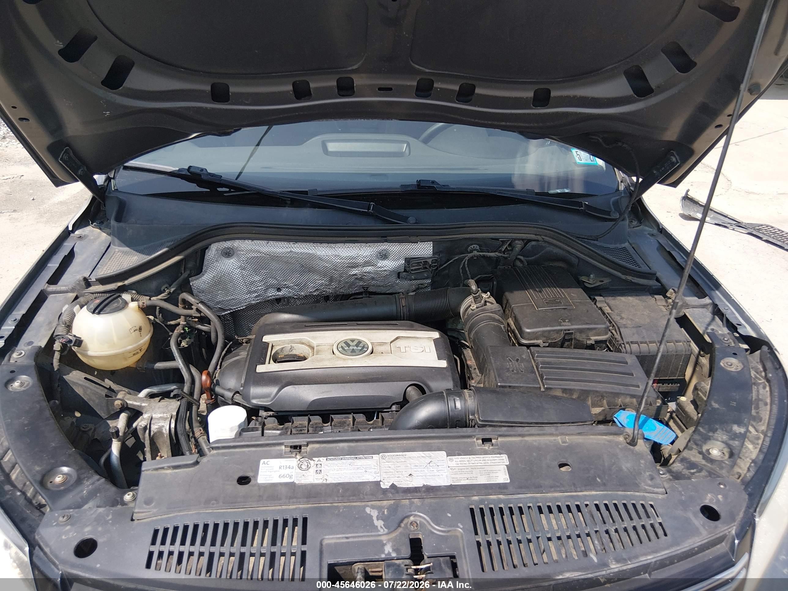 2012 Volkswagen Tiguan S Серый vin: WVGBV7AX8CW089411