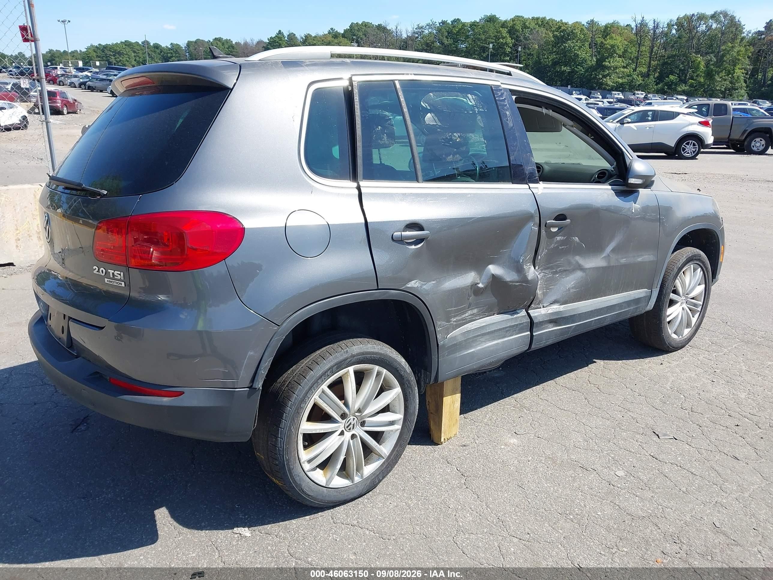 2013 Volkswagen Tiguan Se Gray vin: WVGBV7AX8DW005346