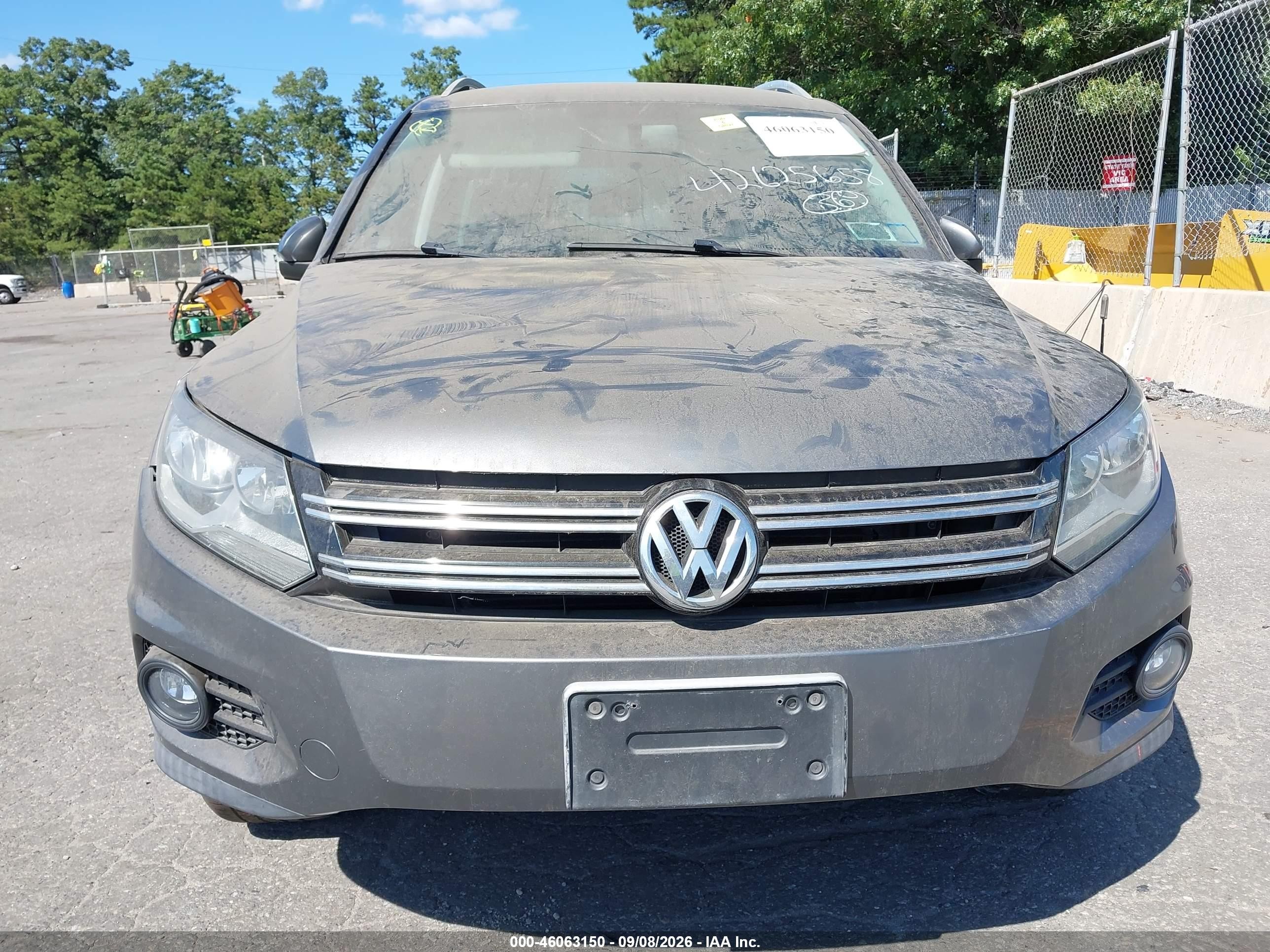 2013 Volkswagen Tiguan Se Gray vin: WVGBV7AX8DW005346