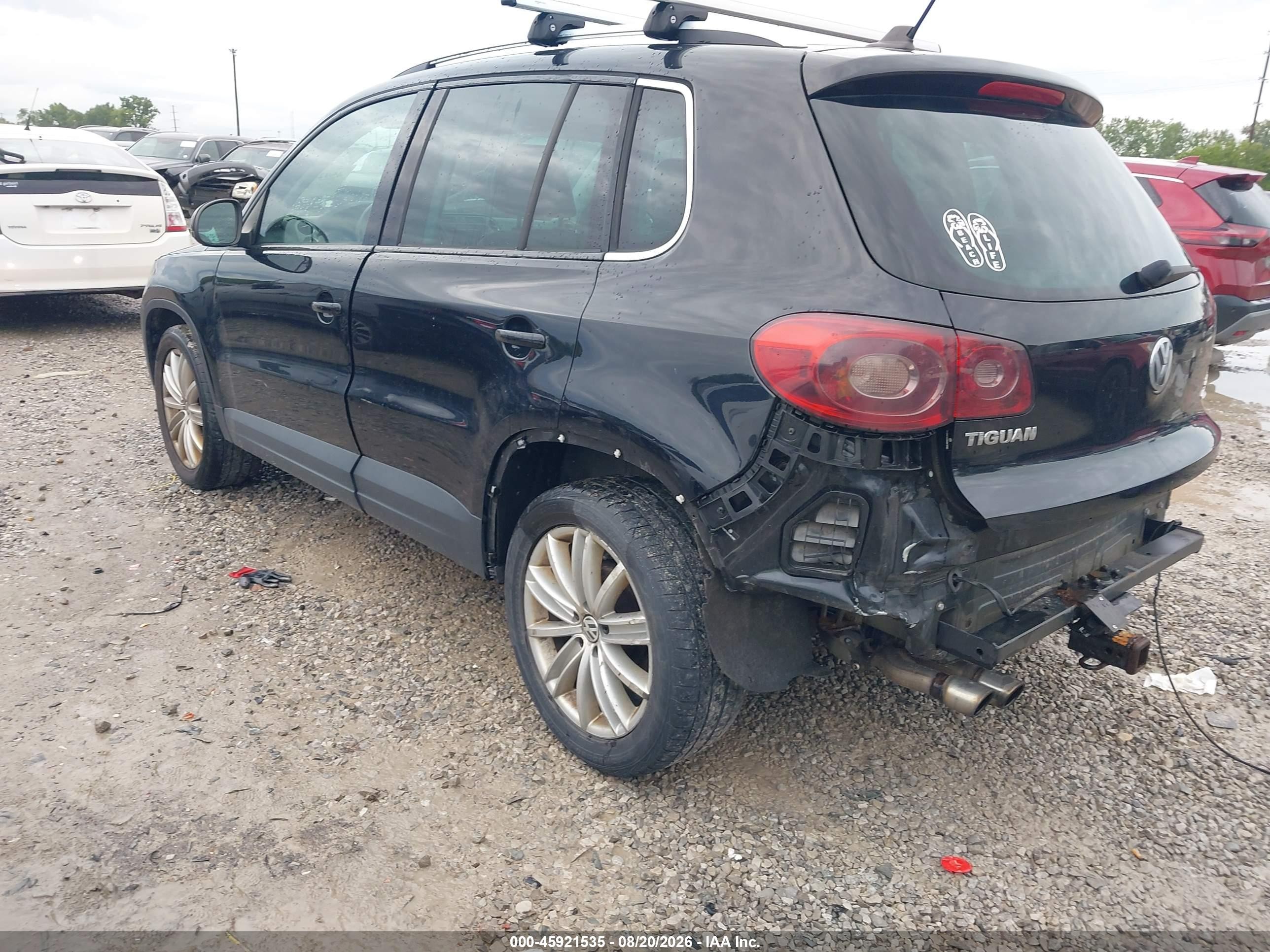 2010 Volkswagen Tiguan Wolfsburg Edition Black vin: WVGBV7AX9AW515362