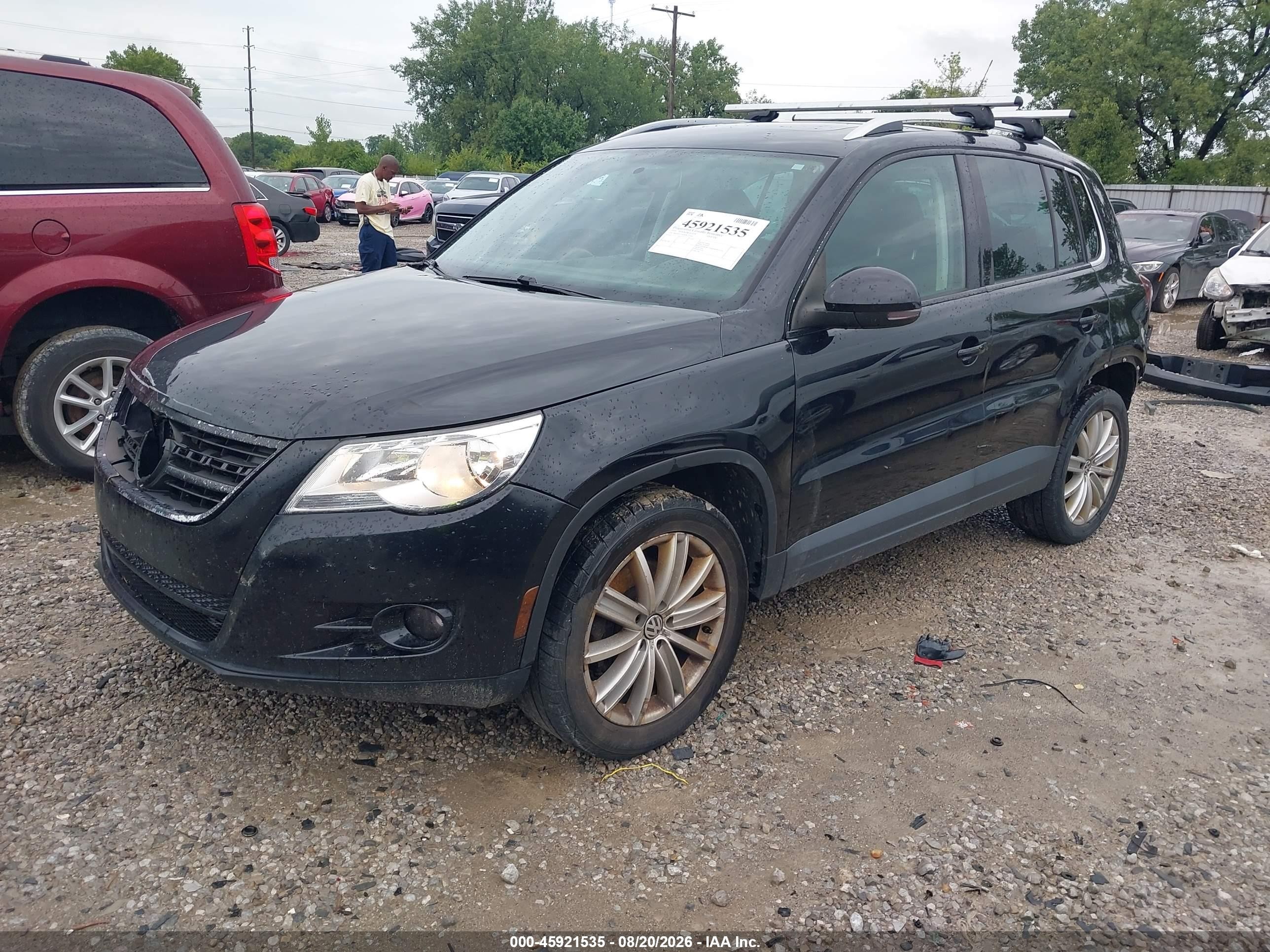 2010 Volkswagen Tiguan Wolfsburg Edition Black vin: WVGBV7AX9AW515362