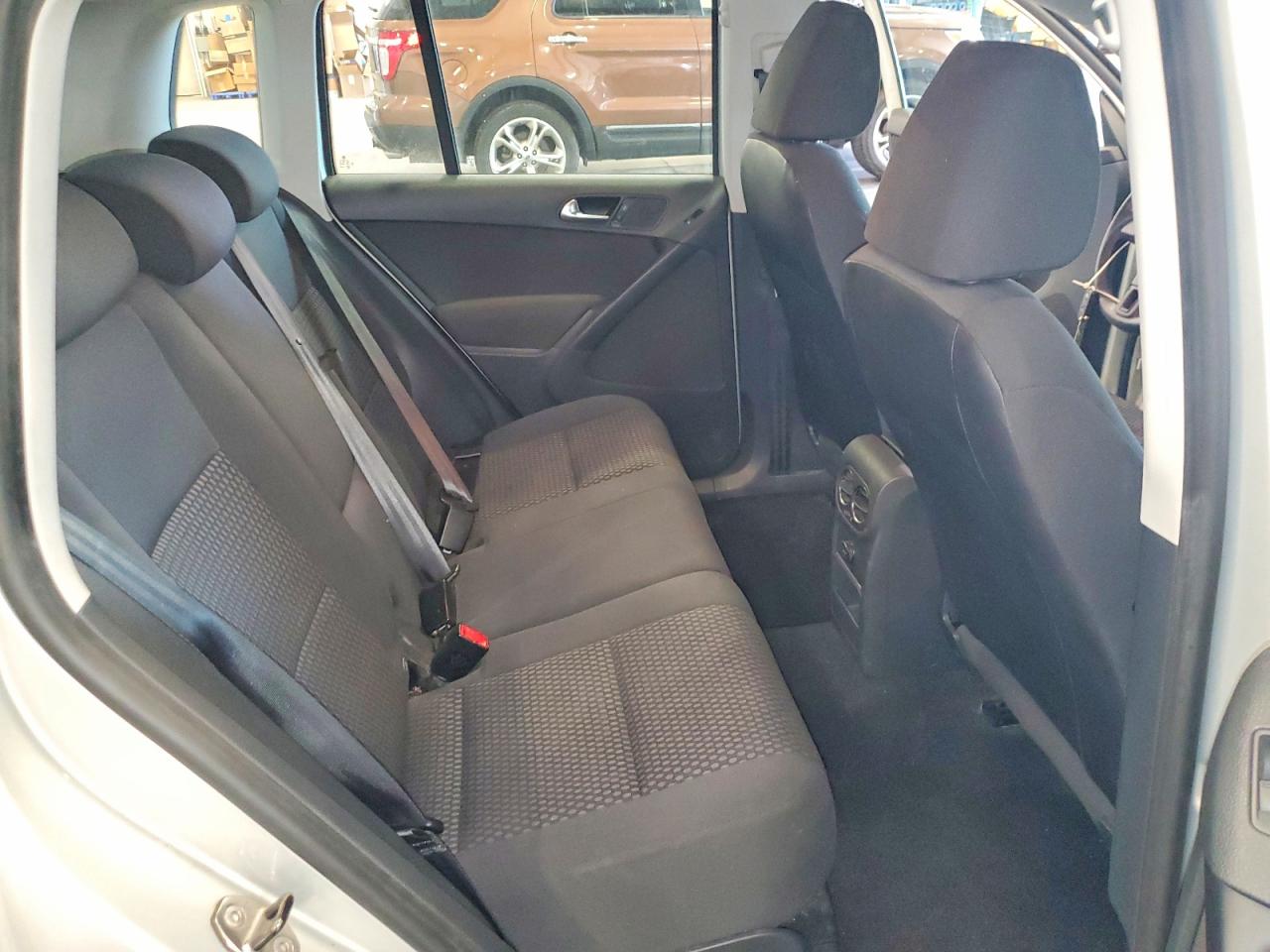 2011 Volkswagen Tiguan S Silver vin: WVGBV7AX9BW506856