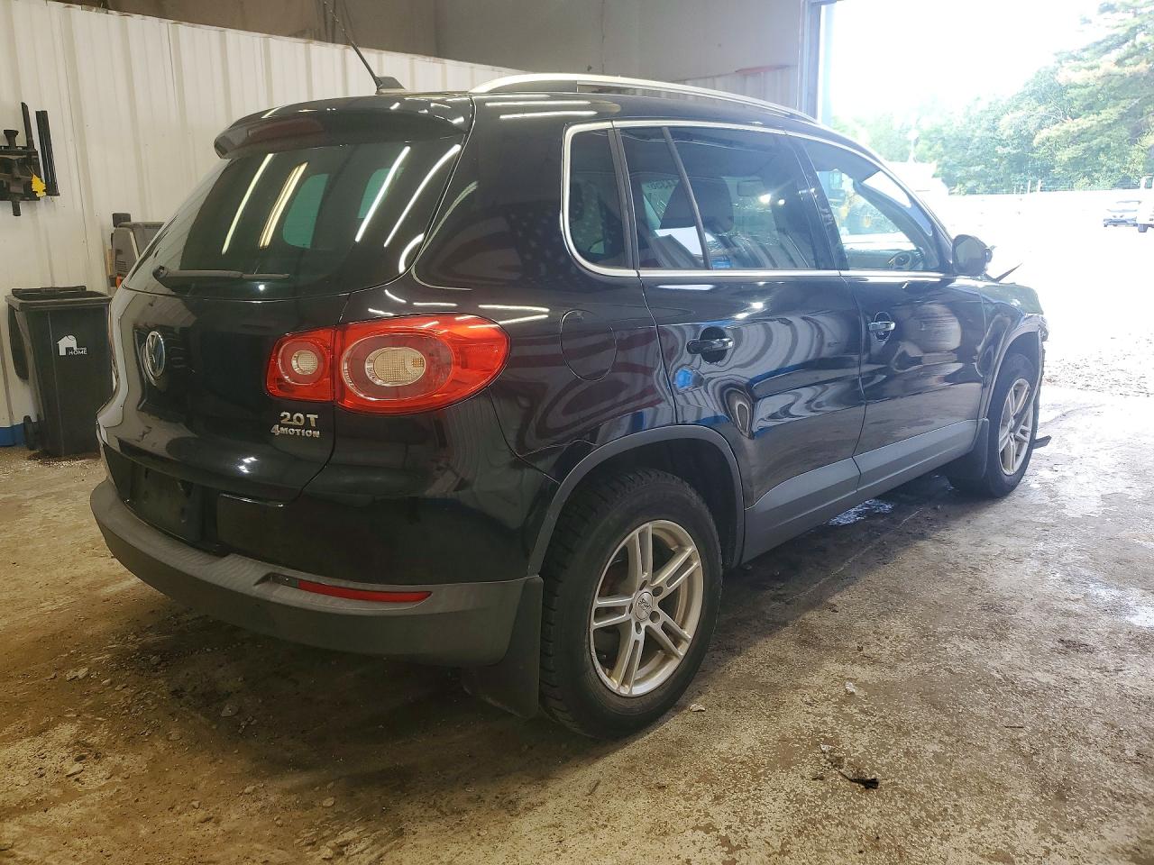 2011 Volkswagen Tiguan S Black vin: WVGBV7AX9BW532180