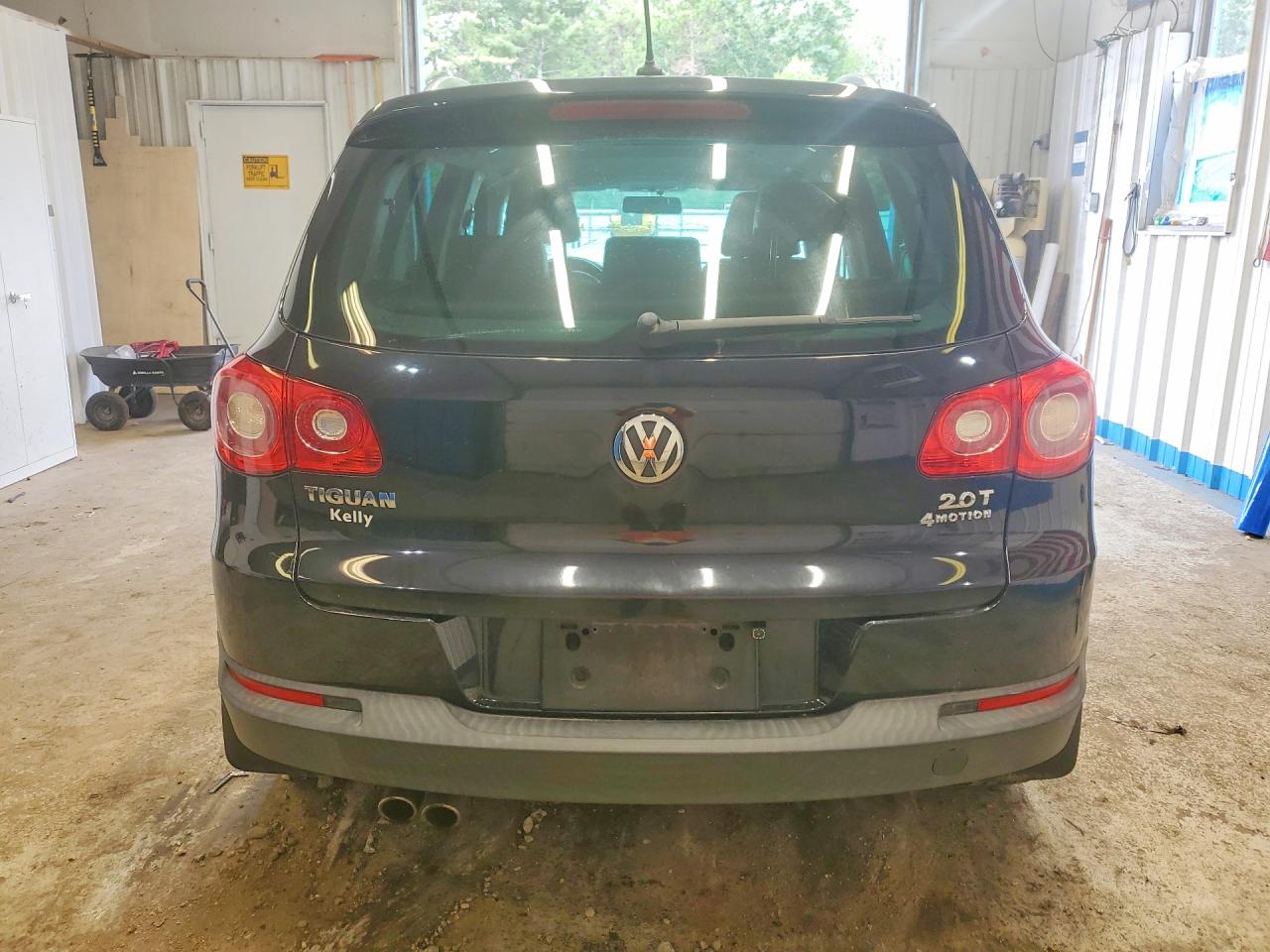 2011 Volkswagen Tiguan S Black vin: WVGBV7AX9BW532180