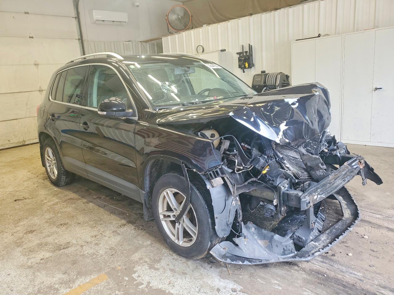 2011 Volkswagen Tiguan S Black vin: WVGBV7AX9BW532180