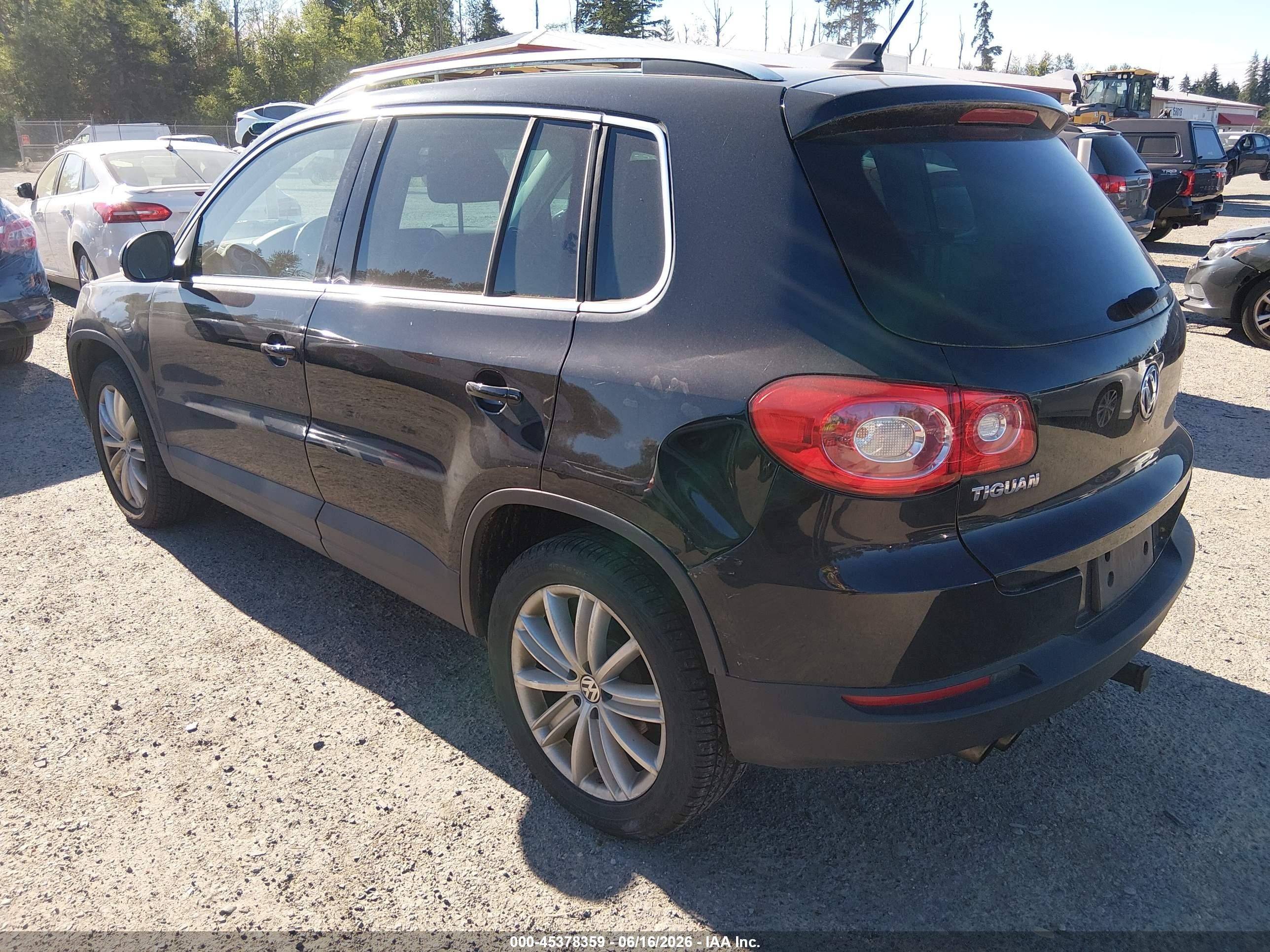2011 Volkswagen Tiguan Sel Black vin: WVGBV7AX9BW567625