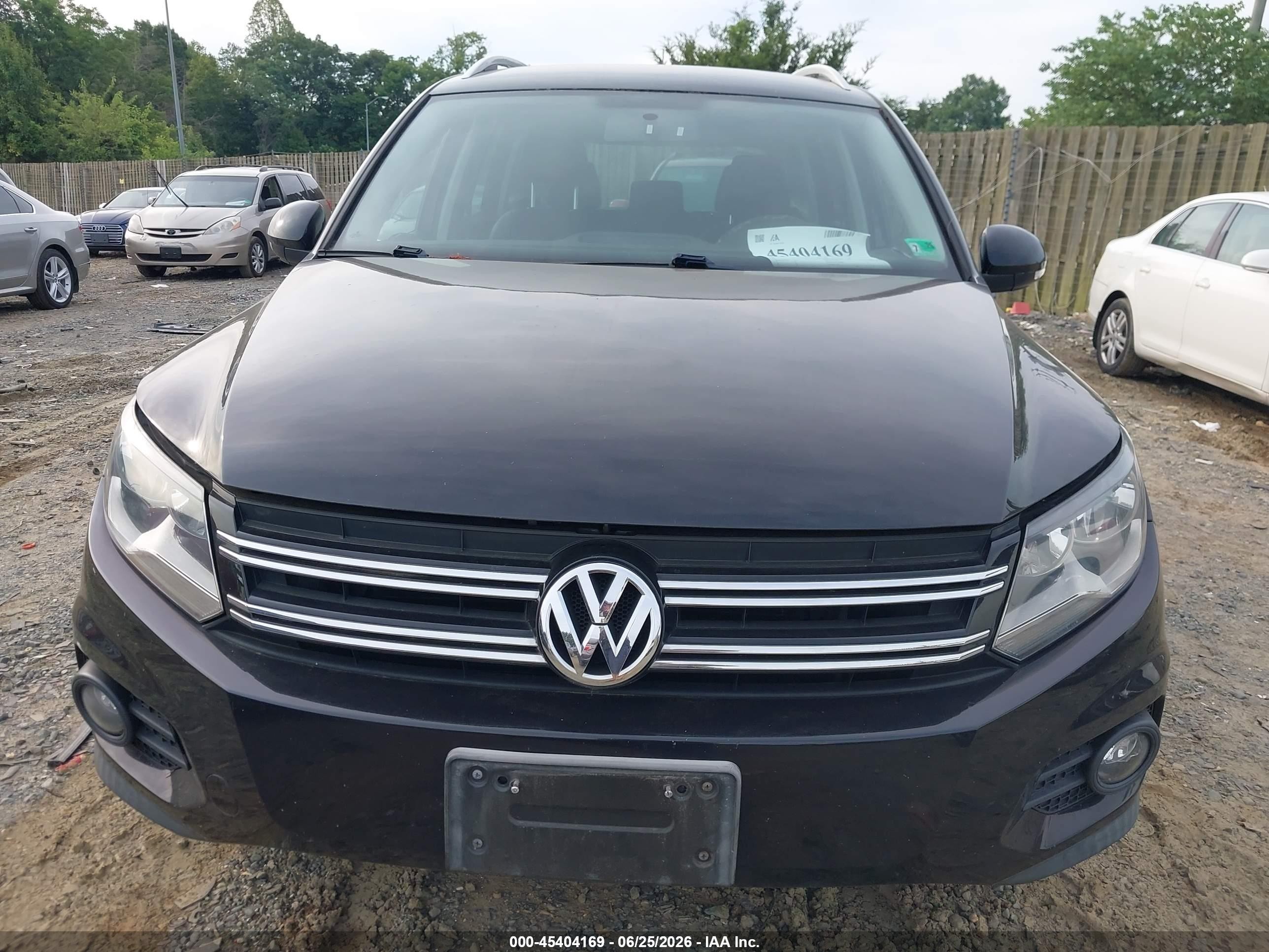 2012 Volkswagen Tiguan Se Black vin: WVGBV7AX9CW541012