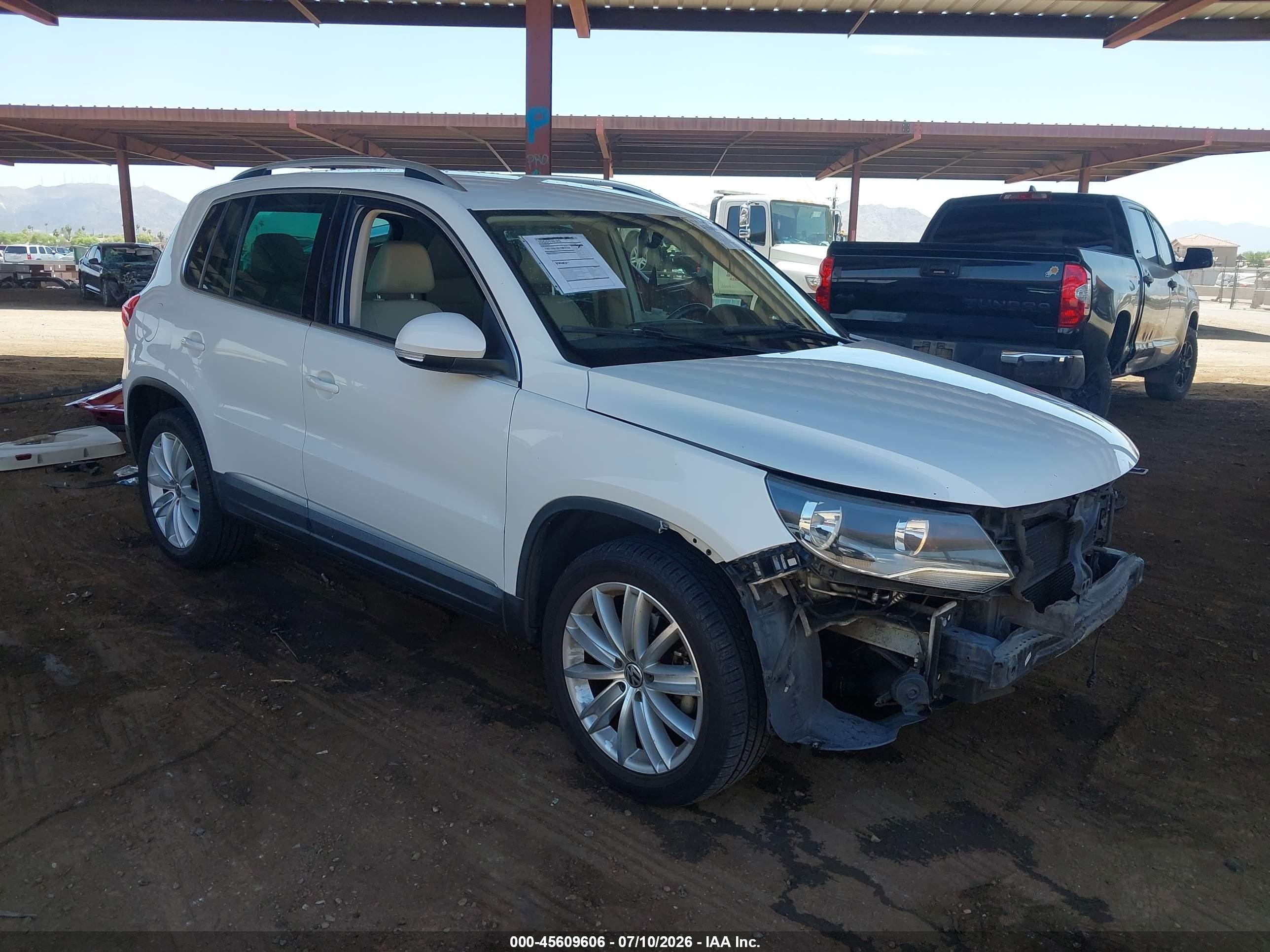 2013 Volkswagen Tiguan Se Белый vin: WVGBV7AX9DW512210