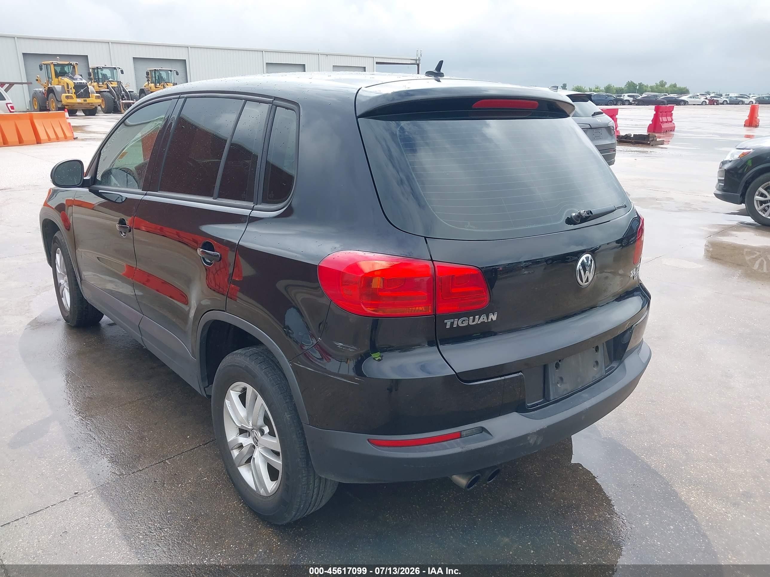 2013 Volkswagen Tiguan S Black vin: WVGBV7AX9DW533137