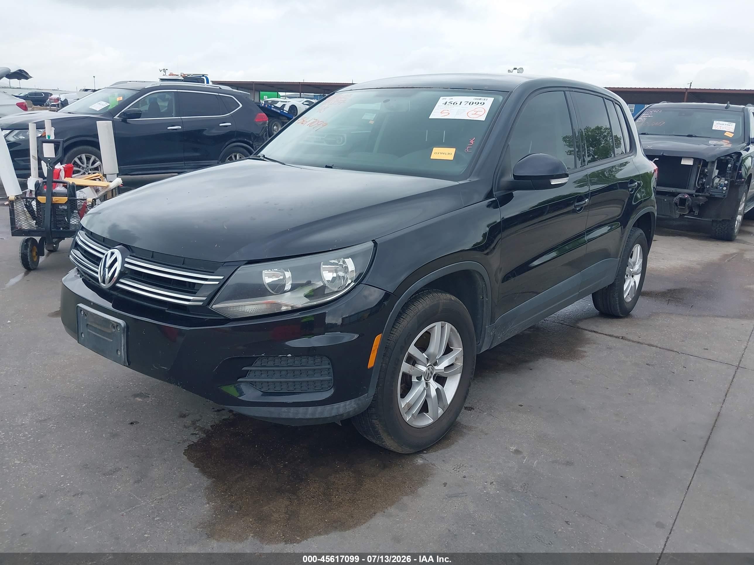 2013 Volkswagen Tiguan S Black vin: WVGBV7AX9DW533137