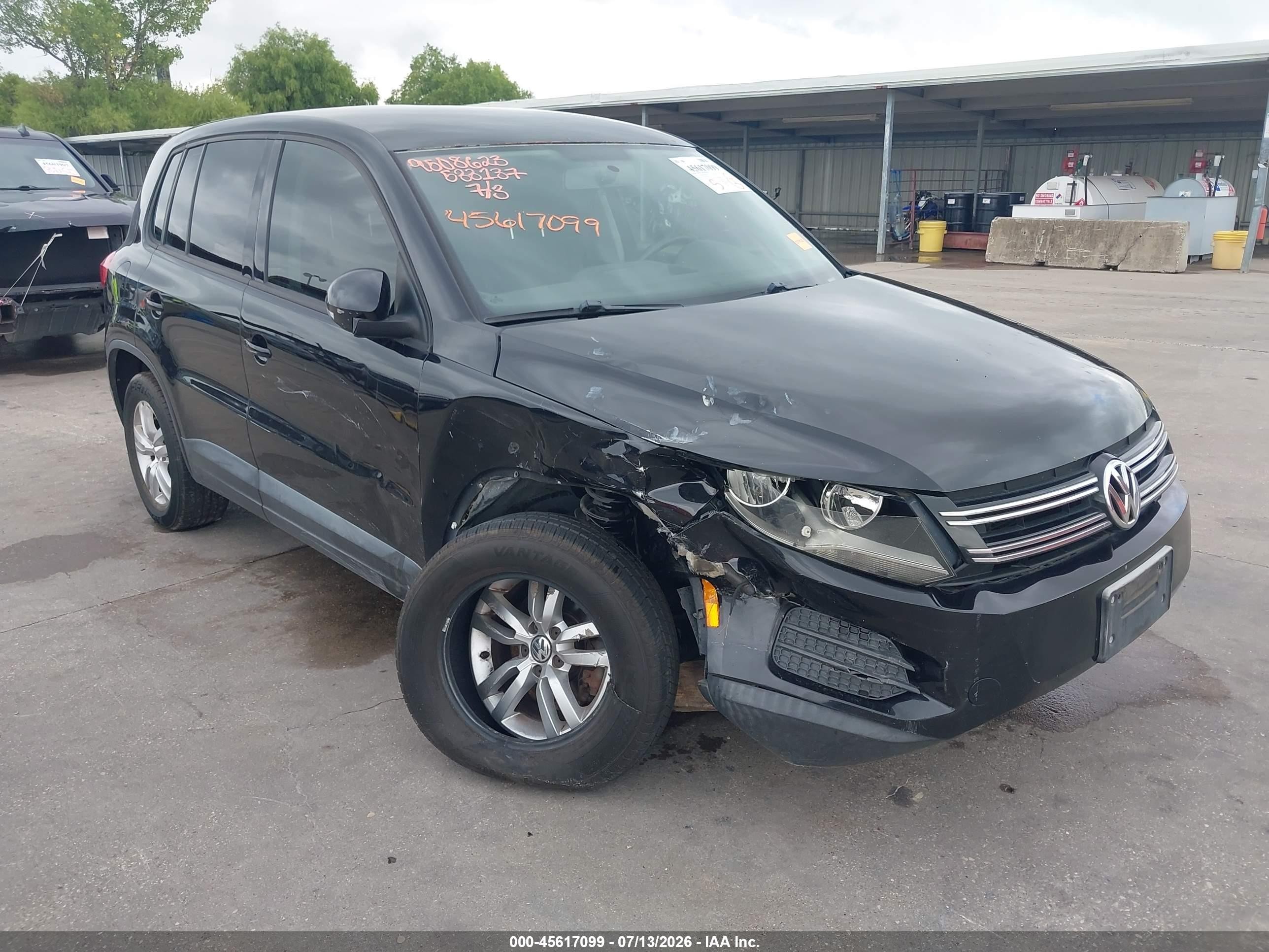2013 Volkswagen Tiguan S Black vin: WVGBV7AX9DW533137
