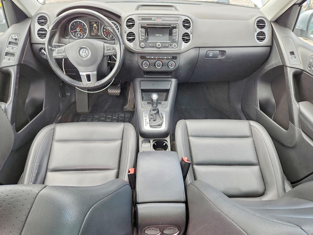 2013 Volkswagen Tiguan S Silver vin: WVGBV7AX9DW551072