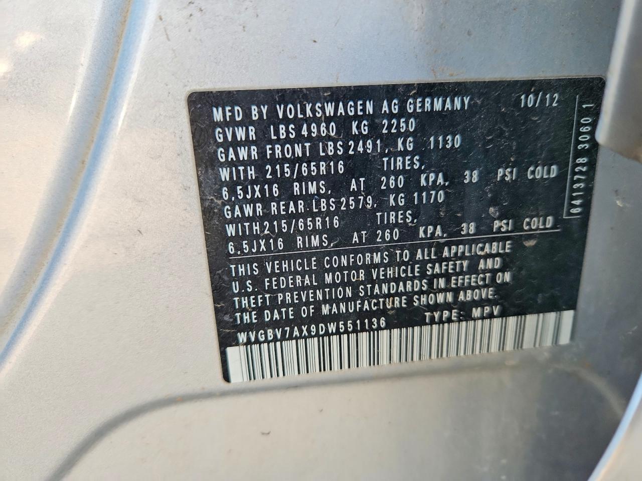 2013 Volkswagen Tiguan S Silver vin: WVGBV7AX9DW551136