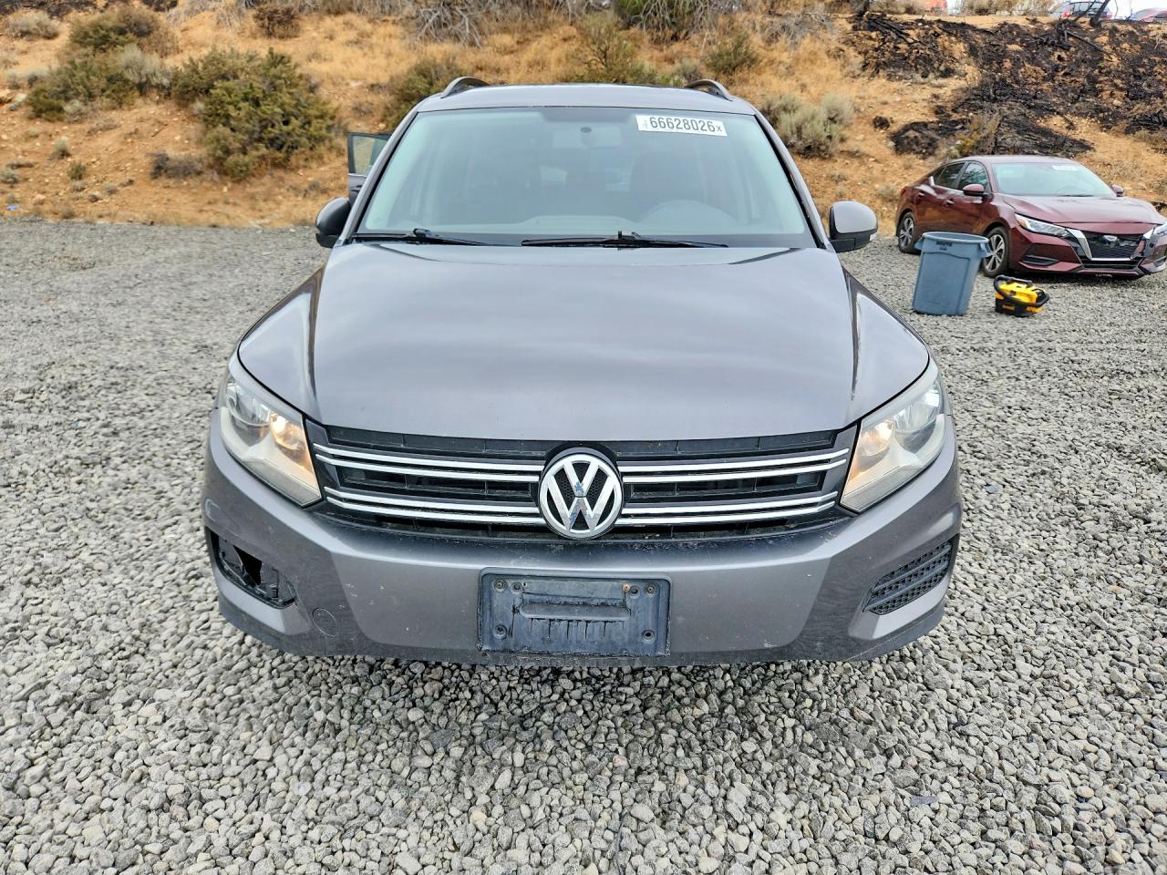 2015 Volkswagen Tiguan S Gray vin: WVGBV7AX9FW508435