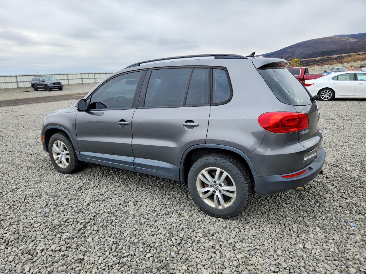 2015 Volkswagen Tiguan S Gray vin: WVGBV7AX9FW508435