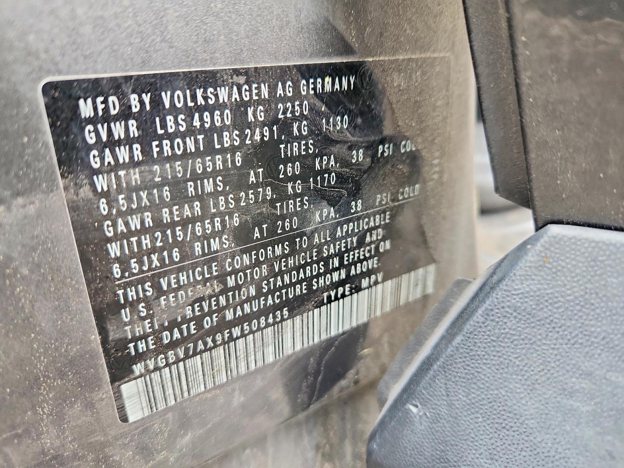 2015 Volkswagen Tiguan S Gray vin: WVGBV7AX9FW508435