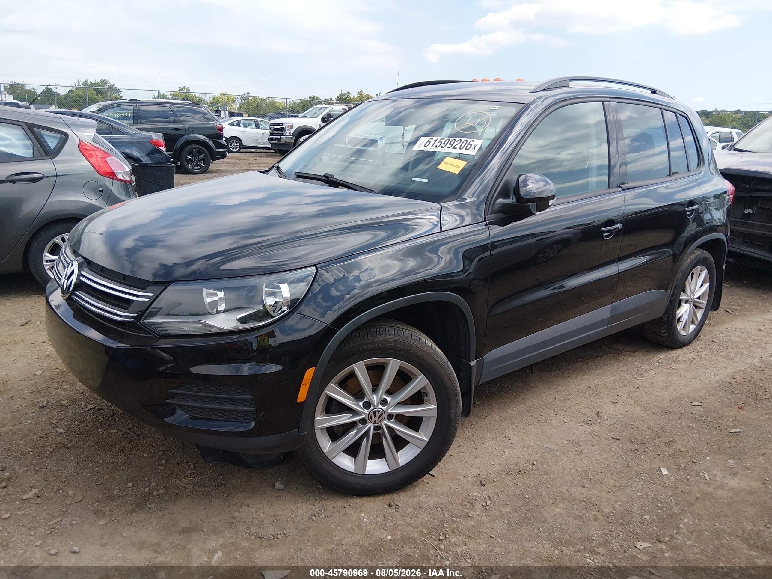 2015 Volkswagen Tiguan Se Black vin: WVGBV7AX9FW522707
