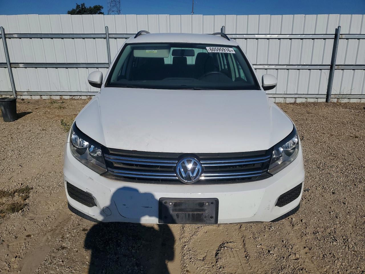 2015 Volkswagen Tiguan S White vin: WVGBV7AX9FW539085