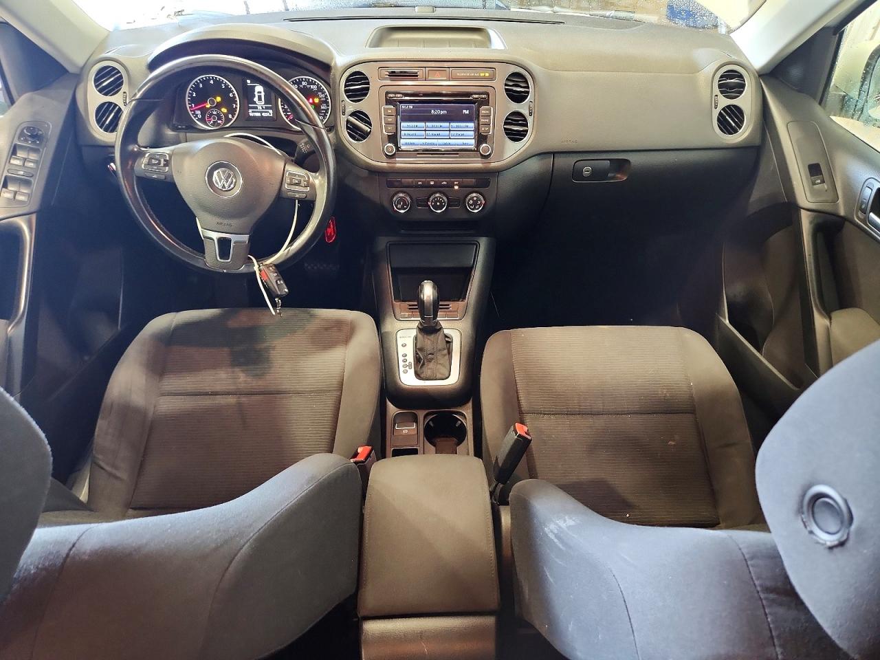 2015 Volkswagen Tiguan S Белый vin: WVGBV7AX9FW582633