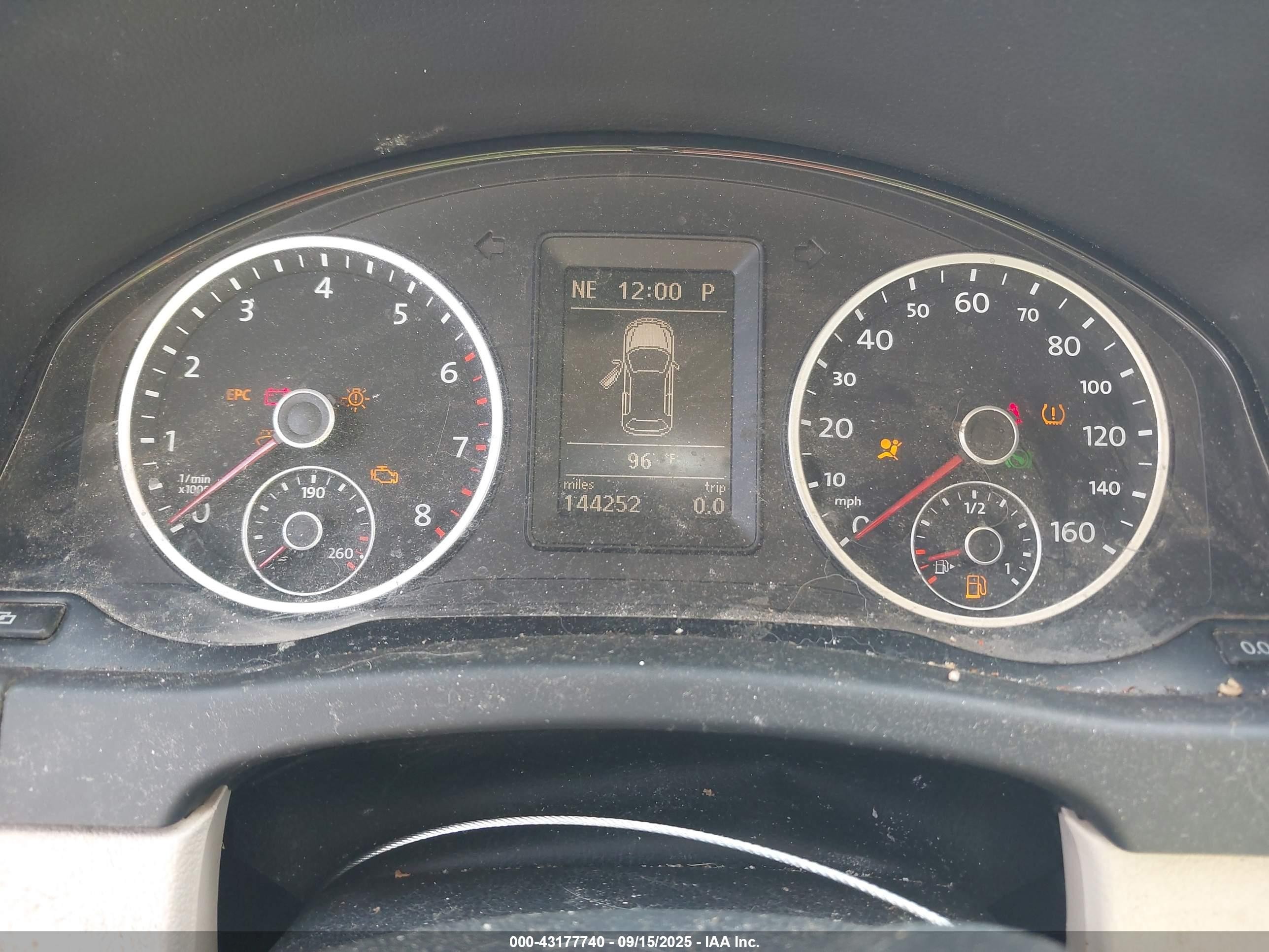 2012 Volkswagen Tiguan Se Серебряный vin: WVGBV7AXXCW606644
