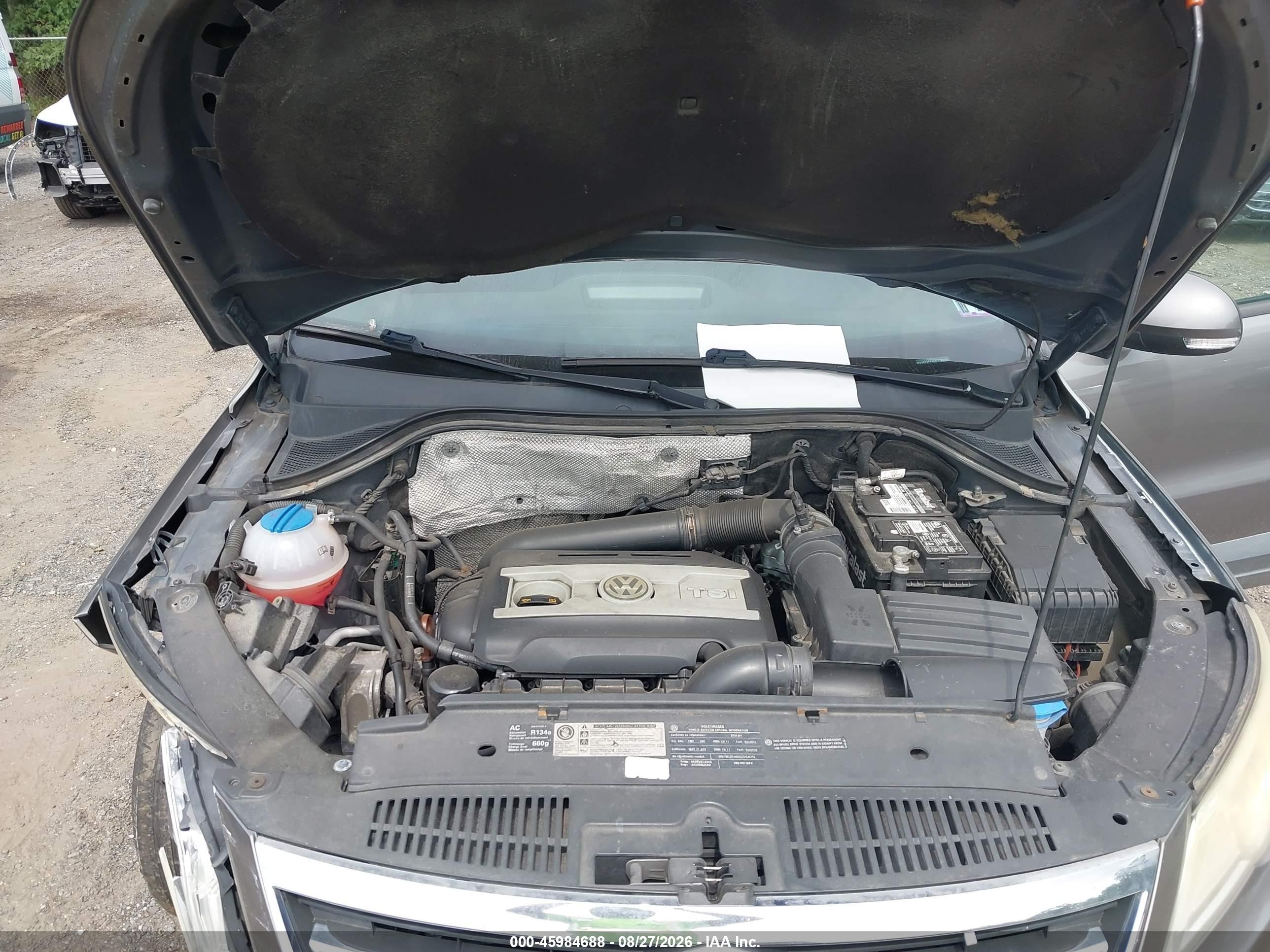 2010 Volkswagen Tiguan S Gray vin: WVGBV9AX2AW515814