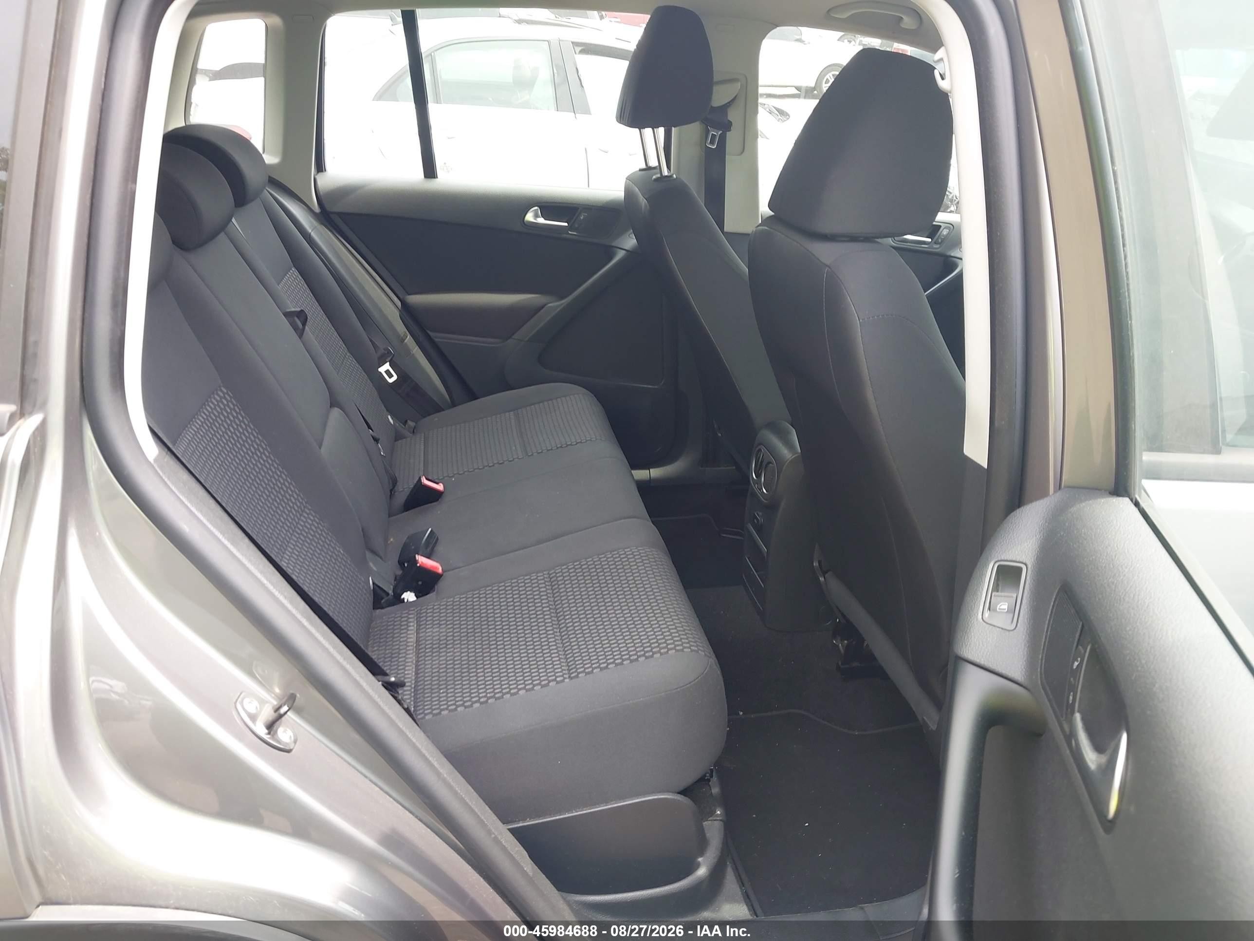 2010 Volkswagen Tiguan S Gray vin: WVGBV9AX2AW515814