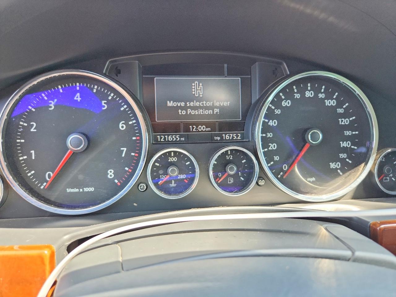 2008 Volkswagen Touareg 2 V8 Gray vin: WVGCB77L18D047487