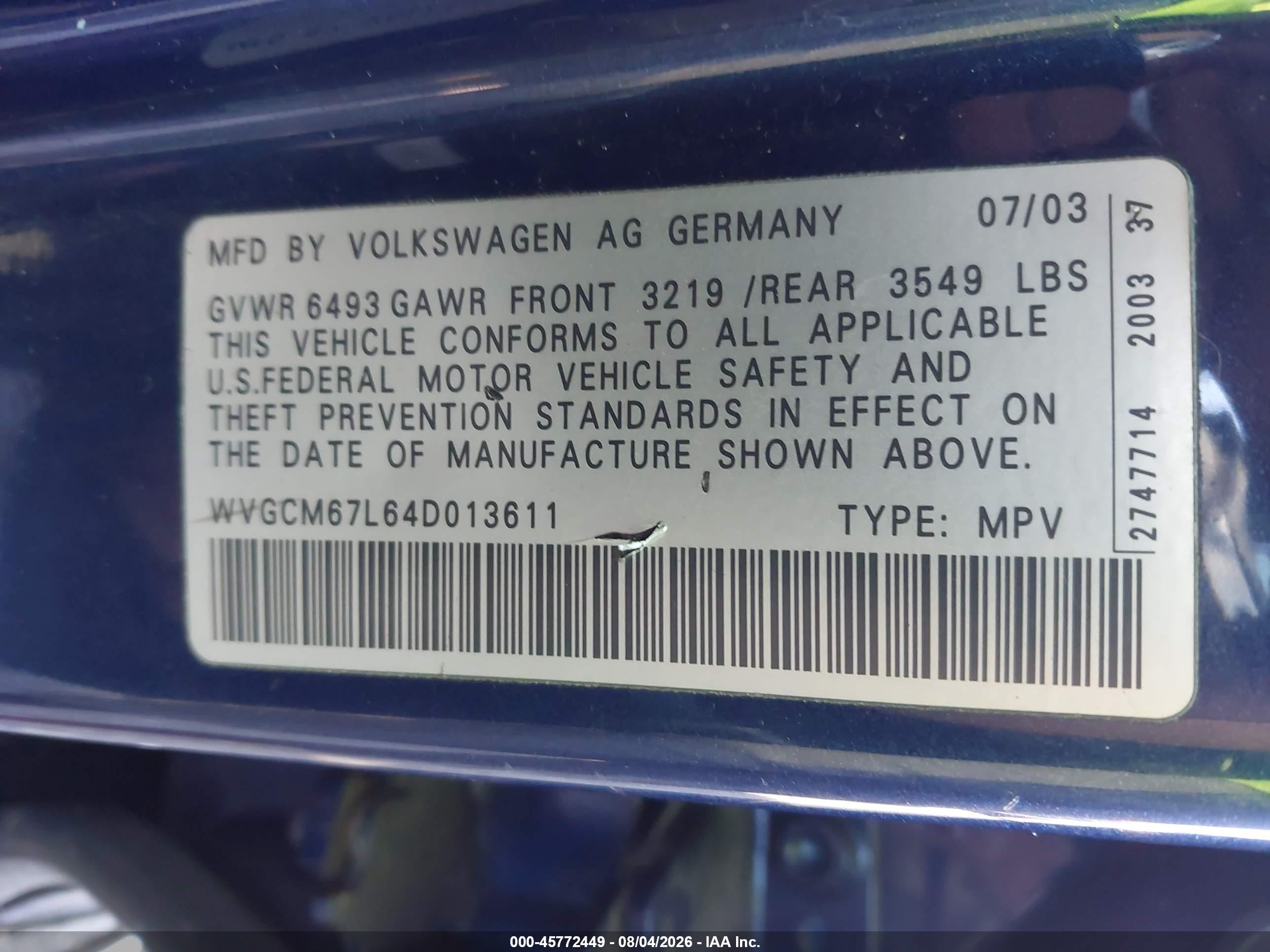 2004 Volkswagen Touareg V8 Blue vin: WVGCM67L64D013611