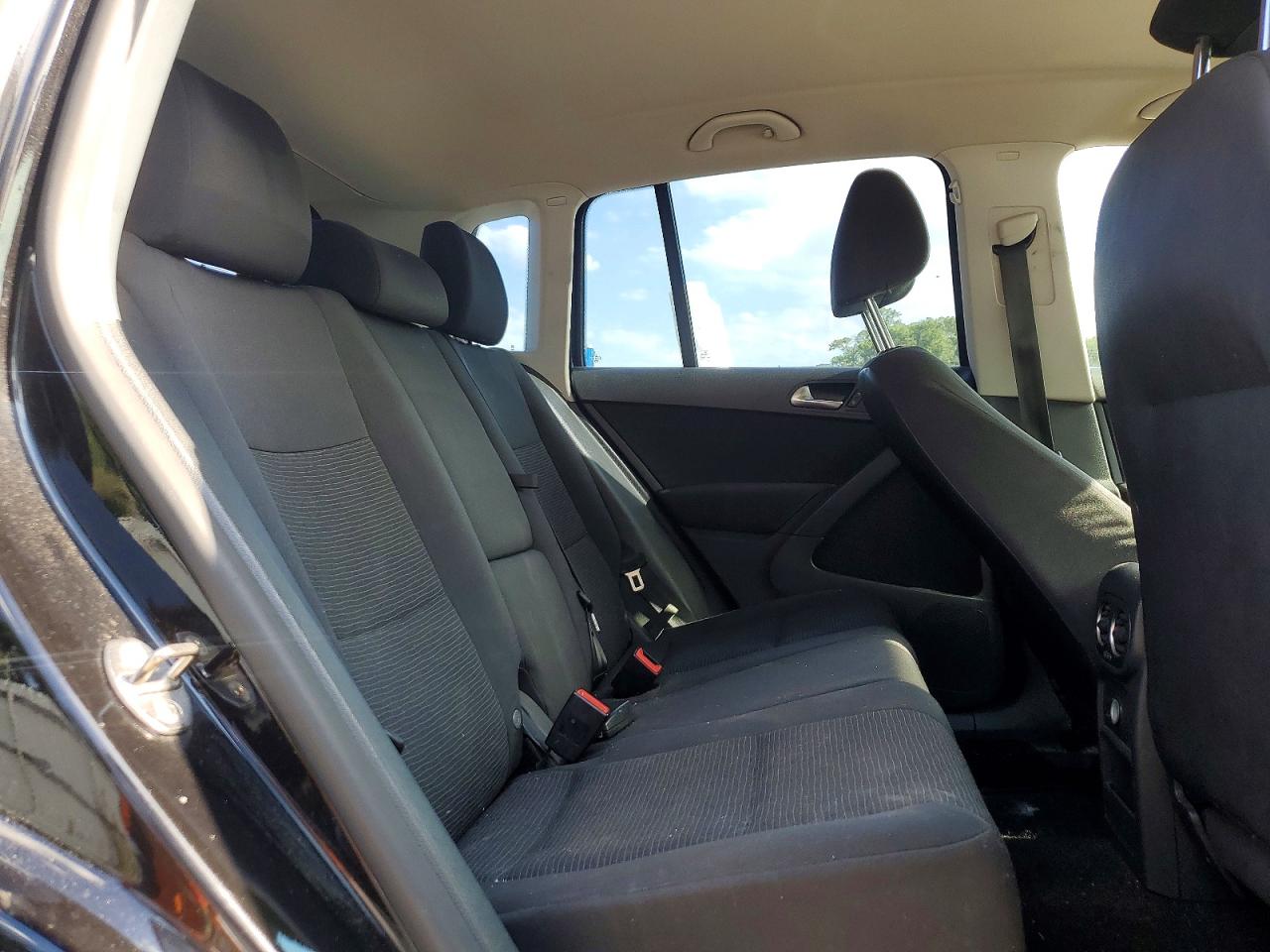 2014 Volkswagen Tiguan S Black vin: WVGCV3AX4EW594491