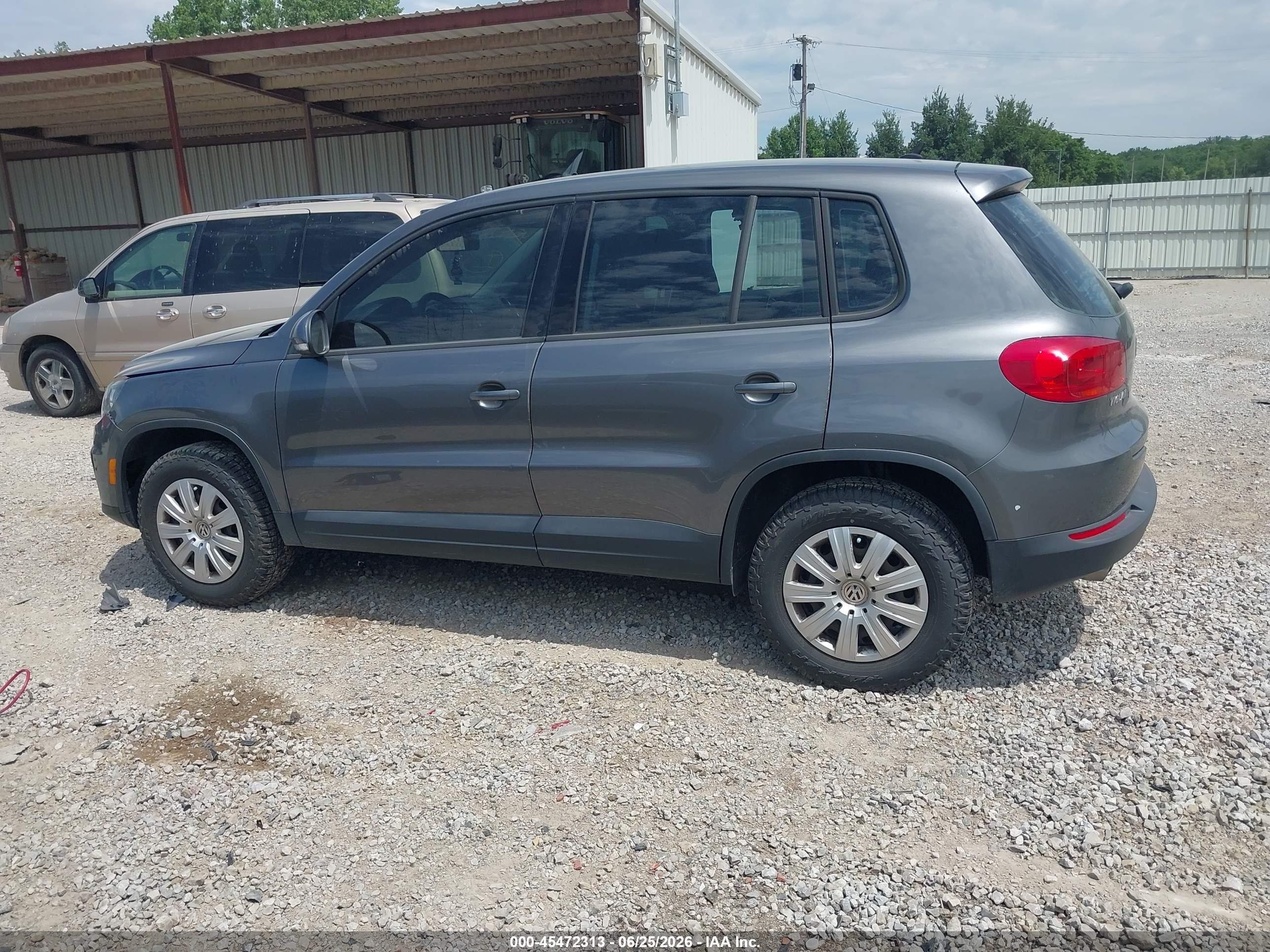 2014 Volkswagen Tiguan S Gray vin: WVGCV3AX4EW624105