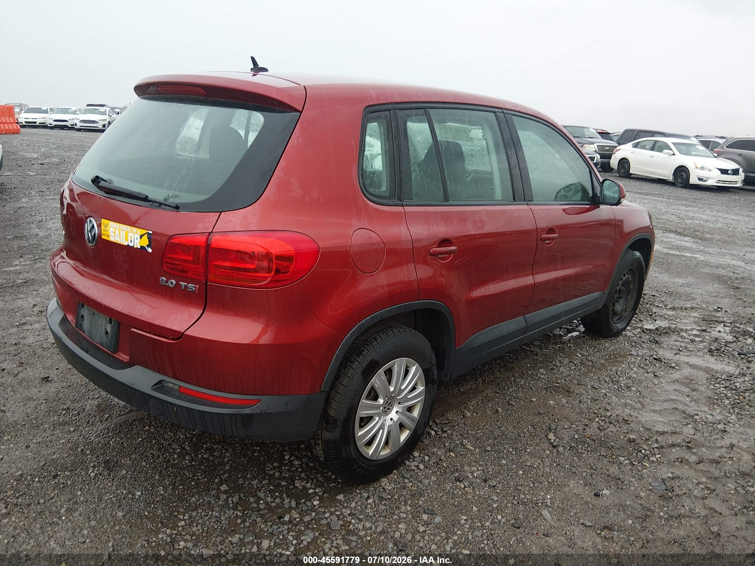 2014 Volkswagen Tiguan S Burgundy vin: WVGCV3AX7EW086838