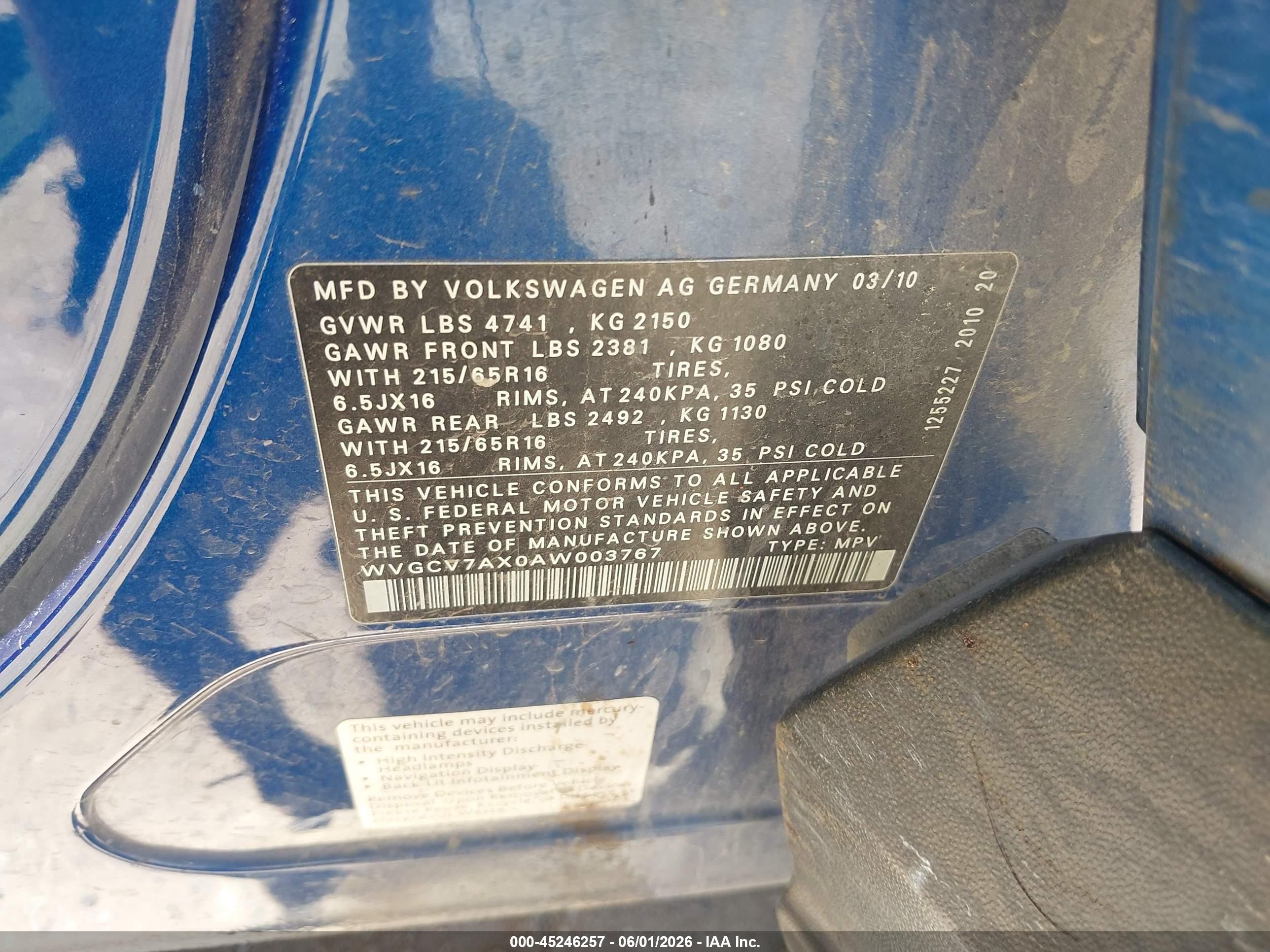 2010 Volkswagen Tiguan S Blue vin: WVGCV7AX0AW003767