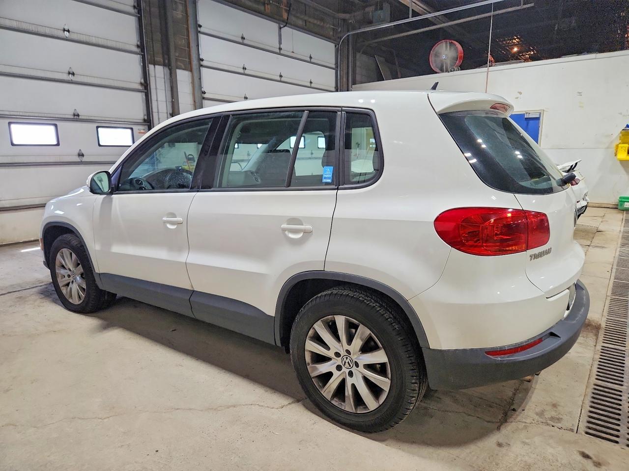 2012 Volkswagen Tiguan S White vin: WVGCV7AX7CW504710