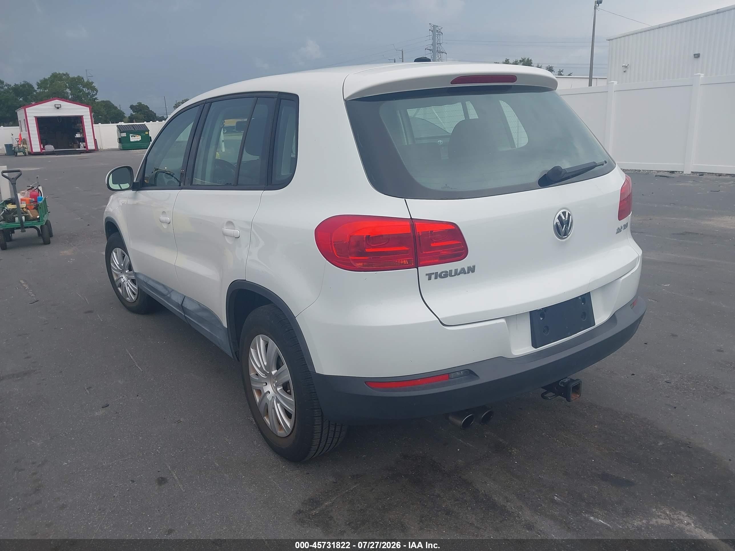 2013 Volkswagen Tiguan S White vin: WVGCV7AX8DW519668