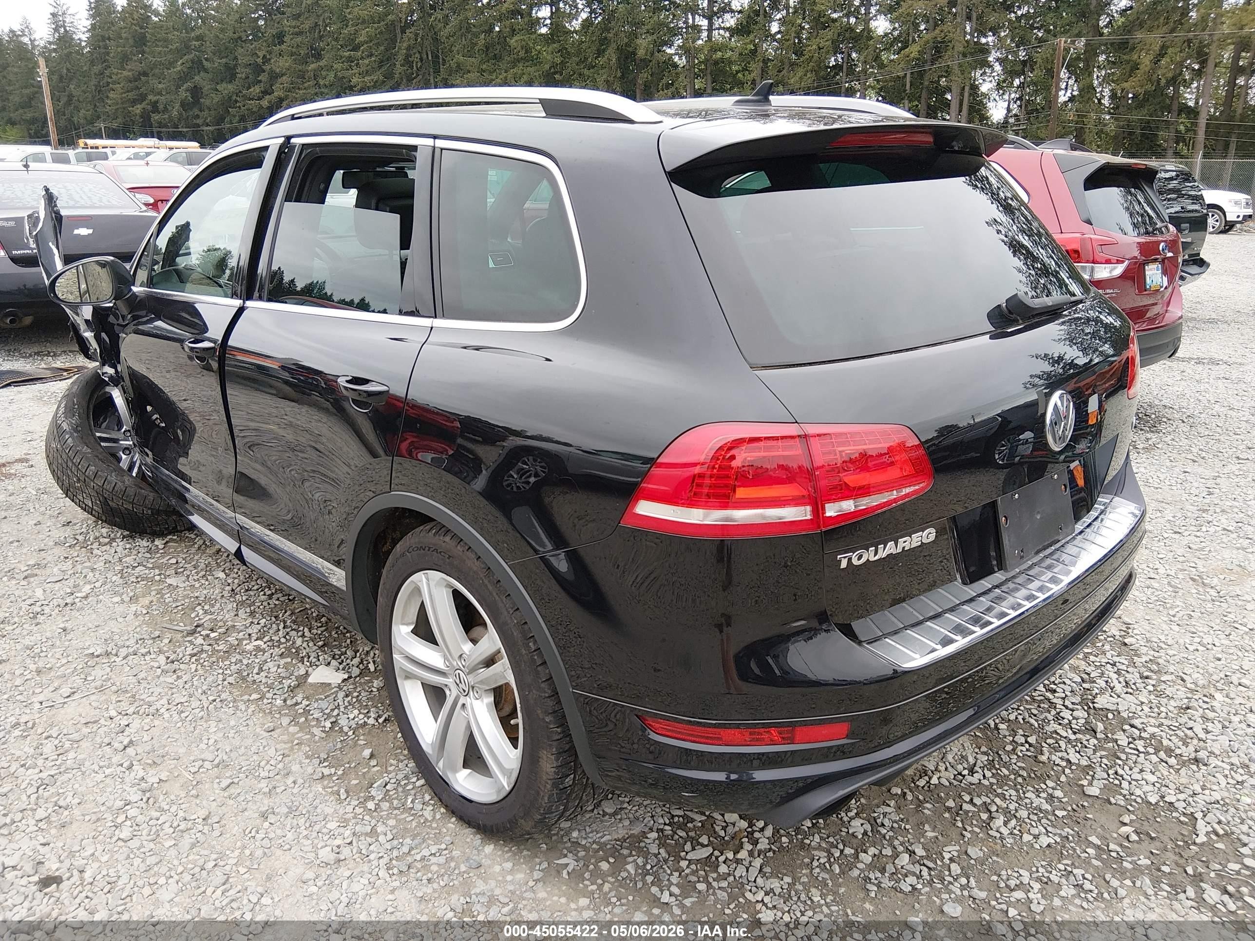2014 Volkswagen Touareg 3.6l R-line Black vin: WVGDF9BP1ED002656