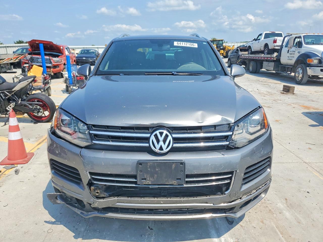 2014 Volkswagen Touareg Tdi Gray vin: WVGDP9BP0ED013225