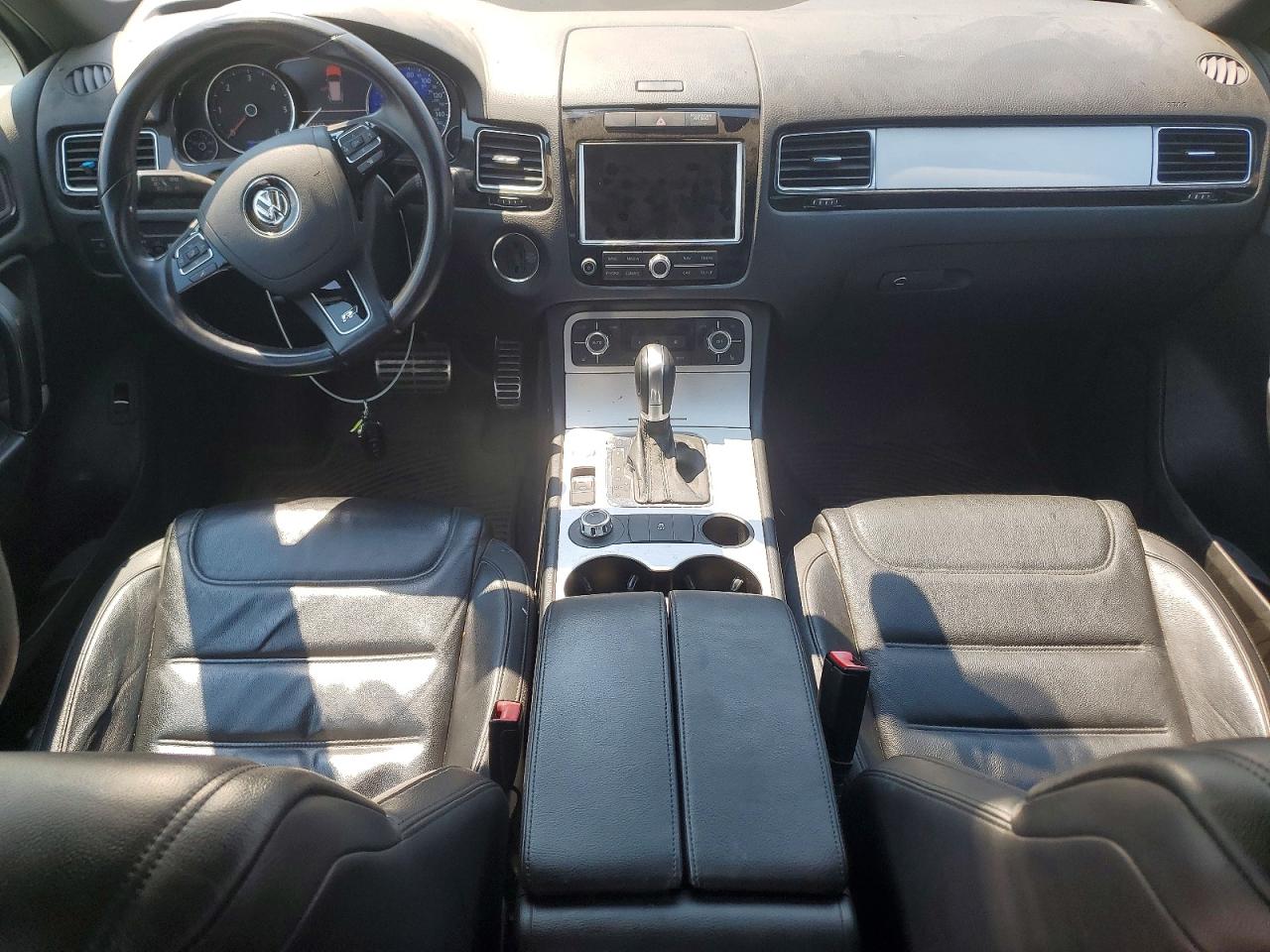2014 Volkswagen Touareg Tdi Gray vin: WVGDP9BP0ED013225