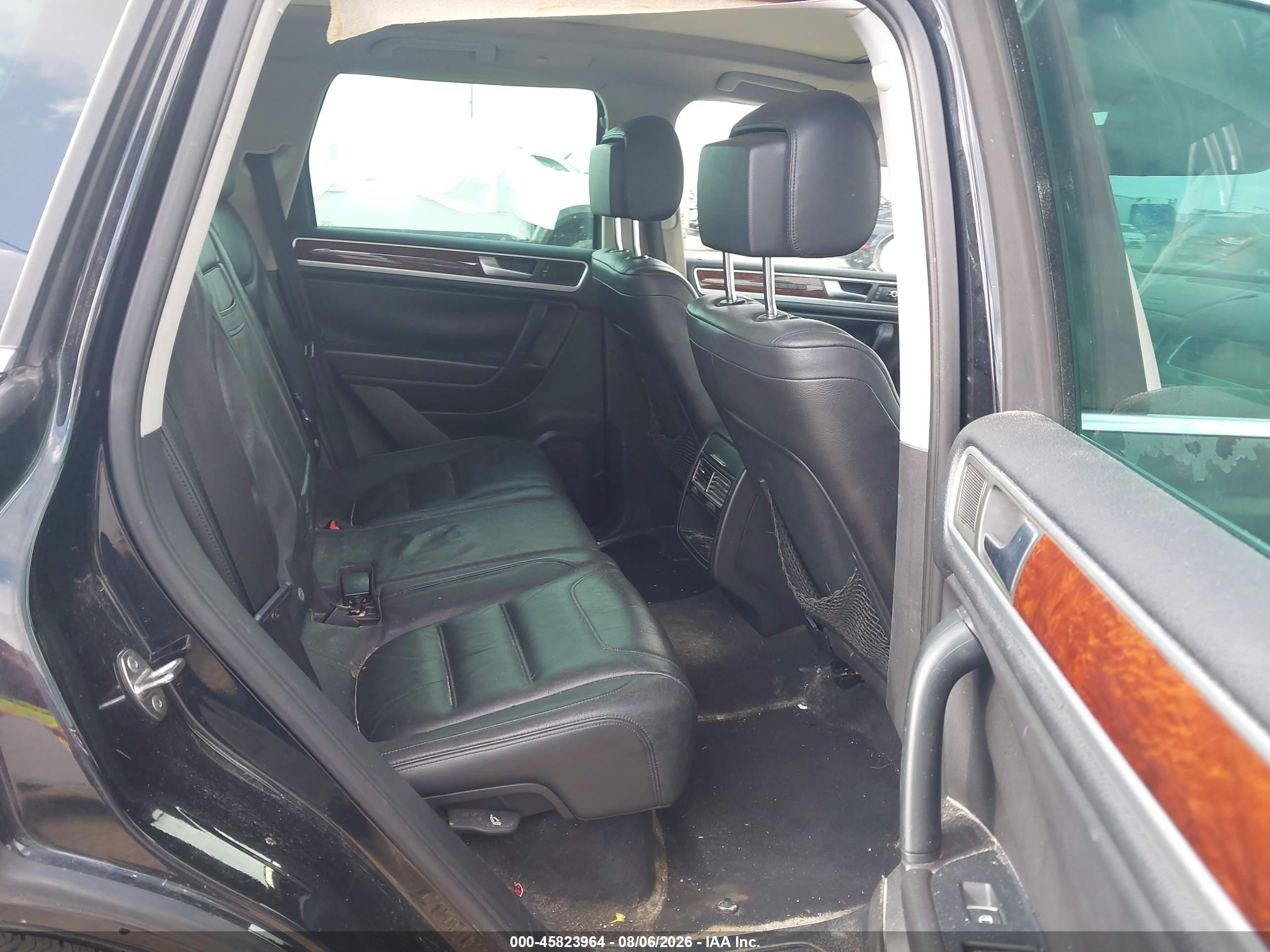 2012 Volkswagen Touareg Vr6 Lux Black vin: WVGEF9BP0CD011141
