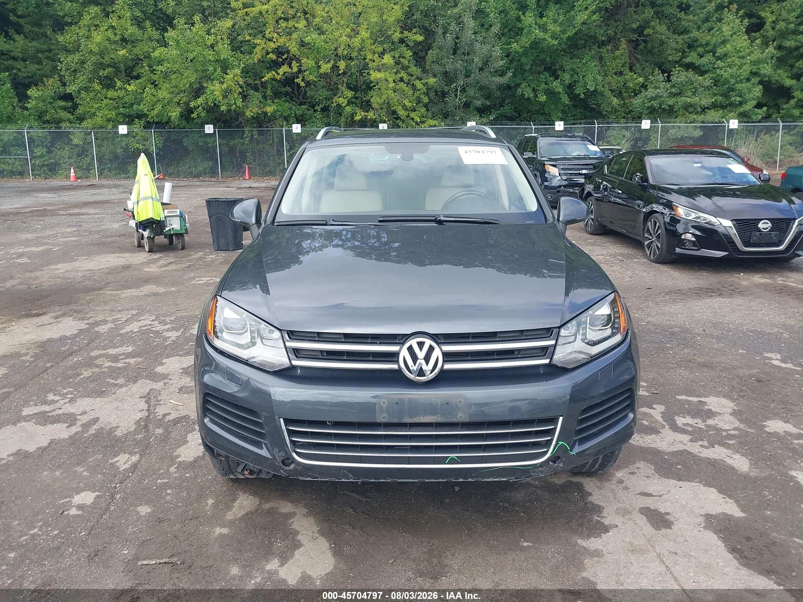 2014 Volkswagen Touareg 3.6l Sport Серый vin: WVGEF9BP0ED001762