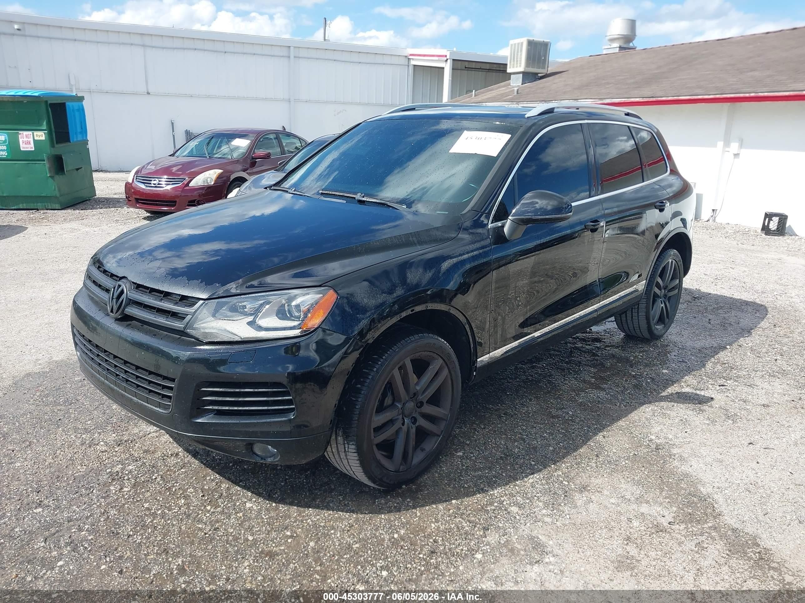 2014 Volkswagen Touareg 3.6l Lux Black vin: WVGEF9BP0ED008548