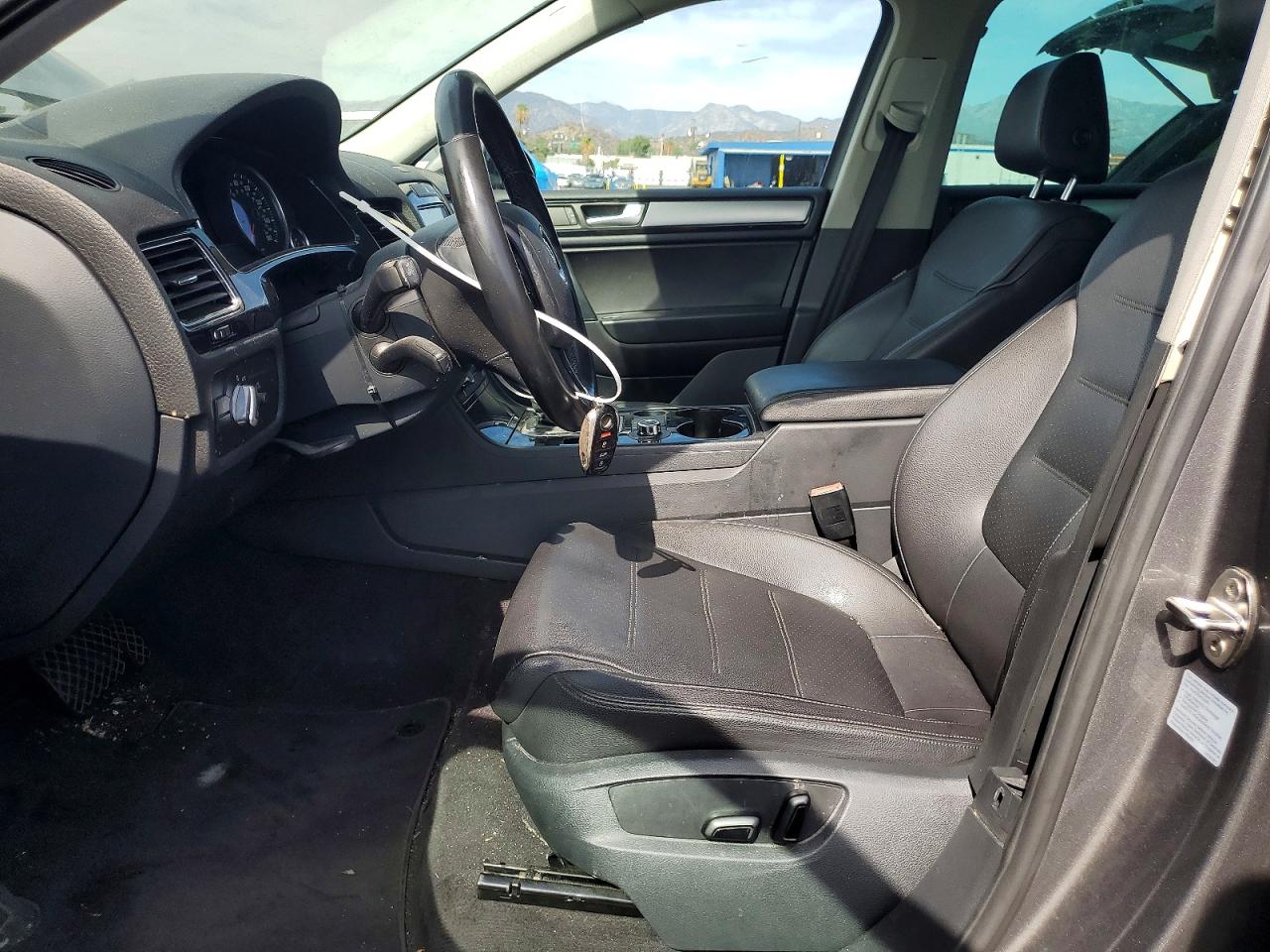 2012 Volkswagen Touareg V6 Gray vin: WVGEF9BP2CD011934