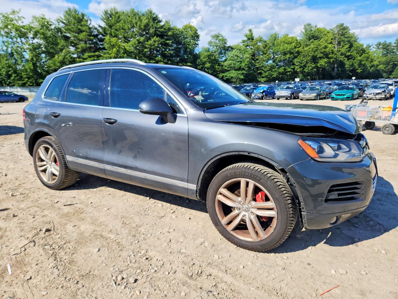 2013 Volkswagen Touareg V6 Black vin: WVGEF9BP2DD013295