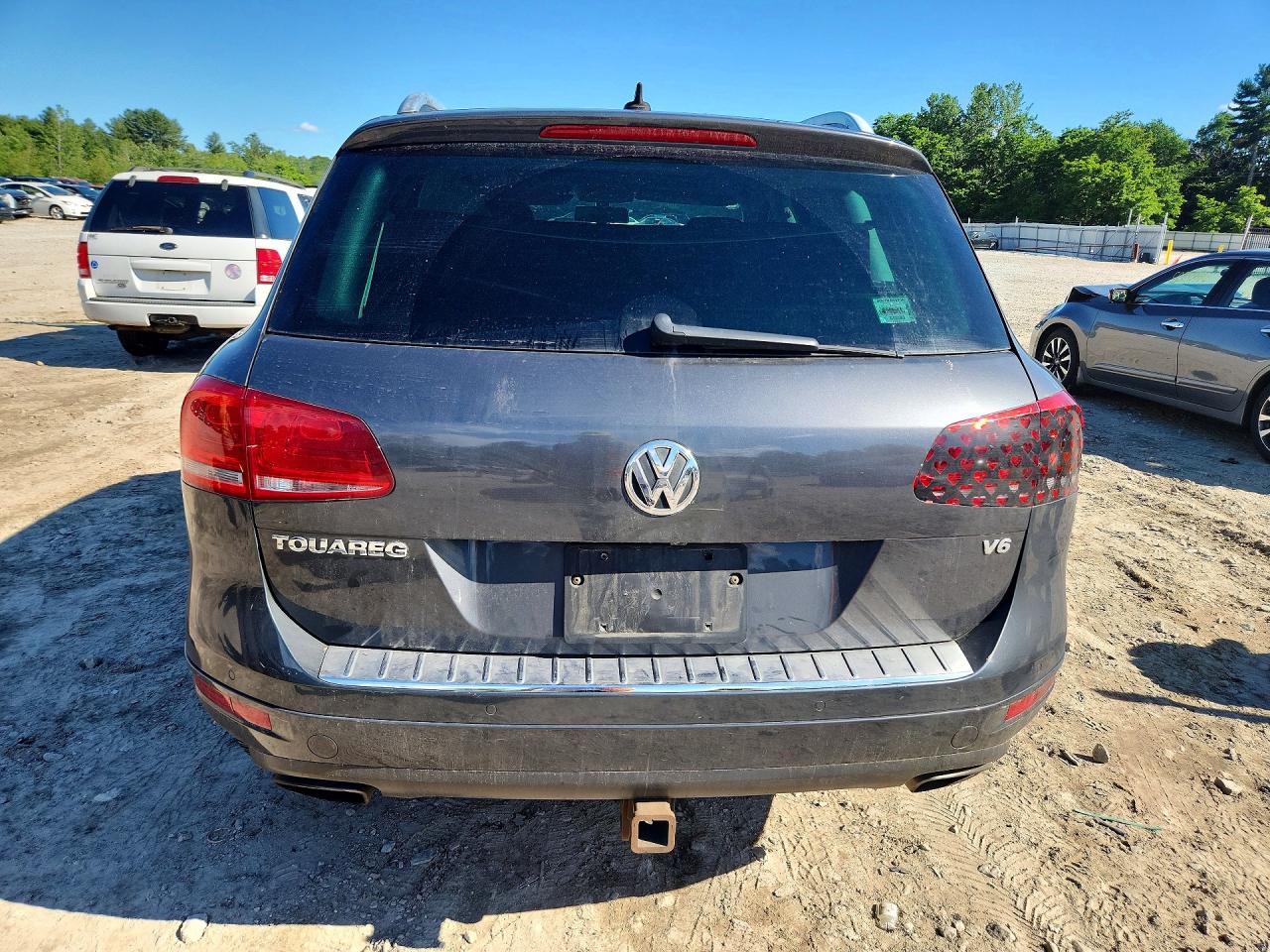 2013 Volkswagen Touareg V6 Black vin: WVGEF9BP2DD013295