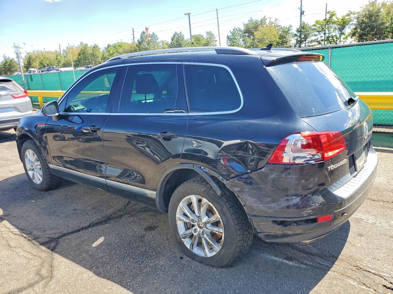 2013 Volkswagen Touareg V6 Black vin: WVGEF9BP2DD013345