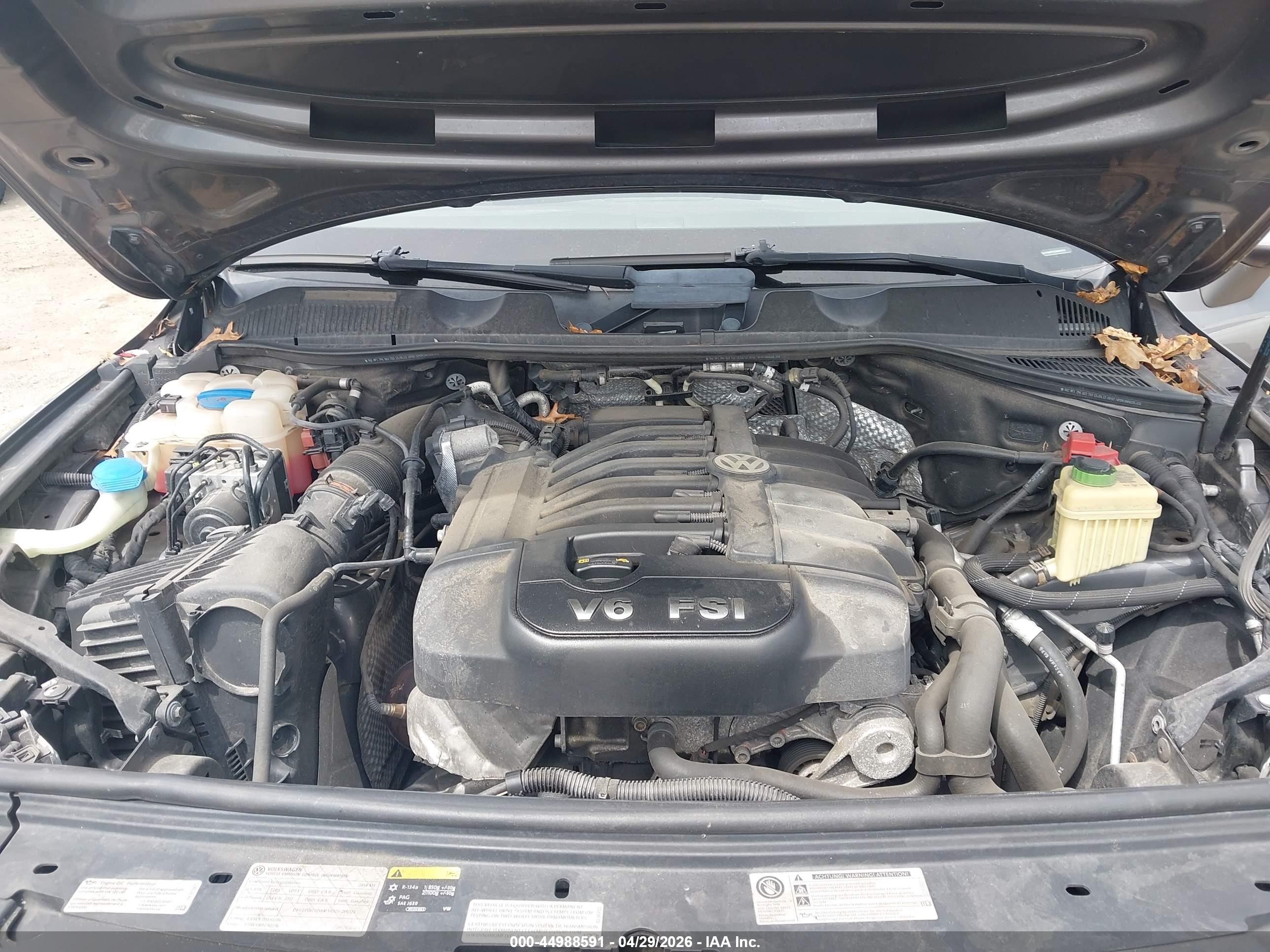 2014 Volkswagen Touareg 3.6l Sport Gray vin: WVGEF9BP2ED004727