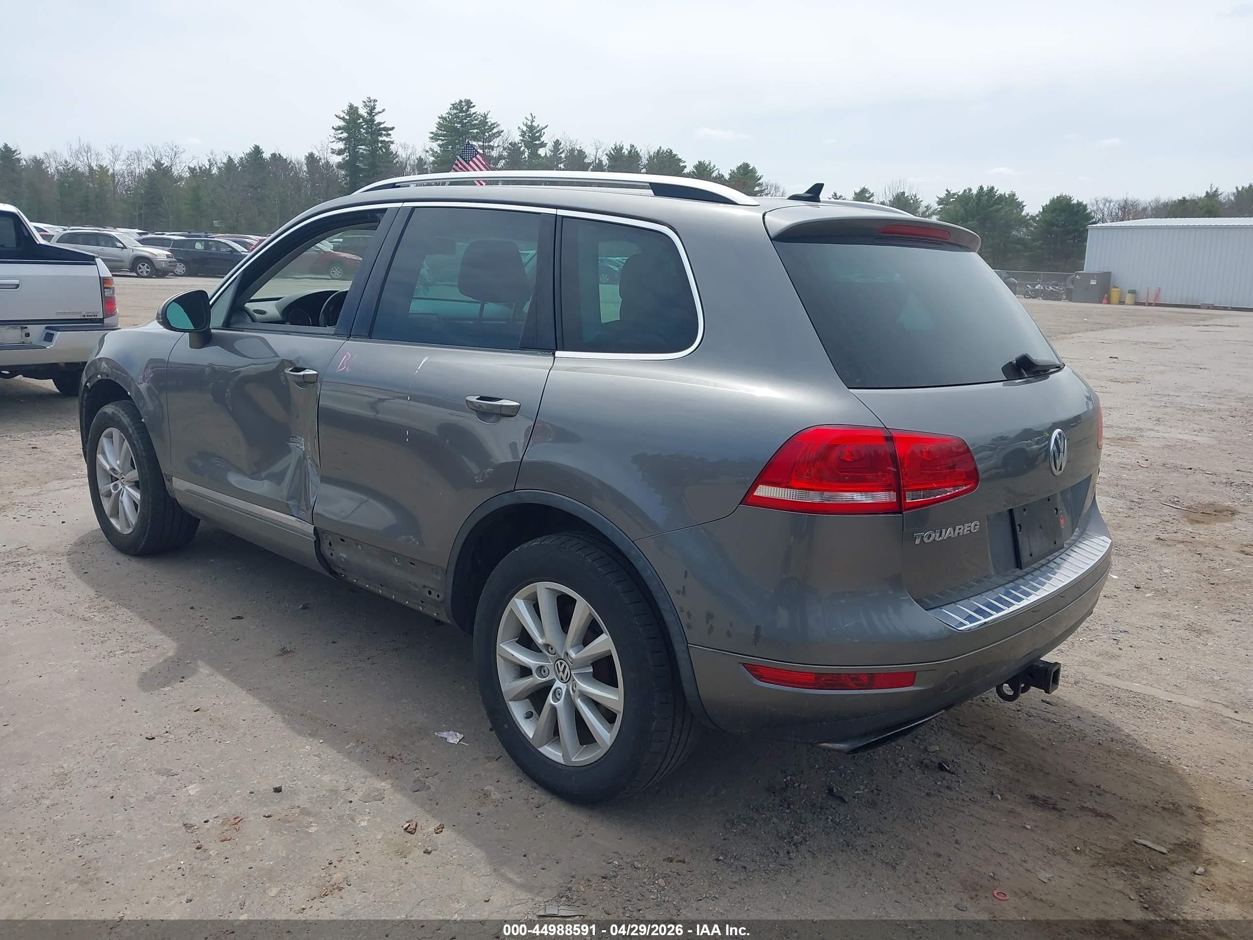 2014 Volkswagen Touareg 3.6l Sport Gray vin: WVGEF9BP2ED004727