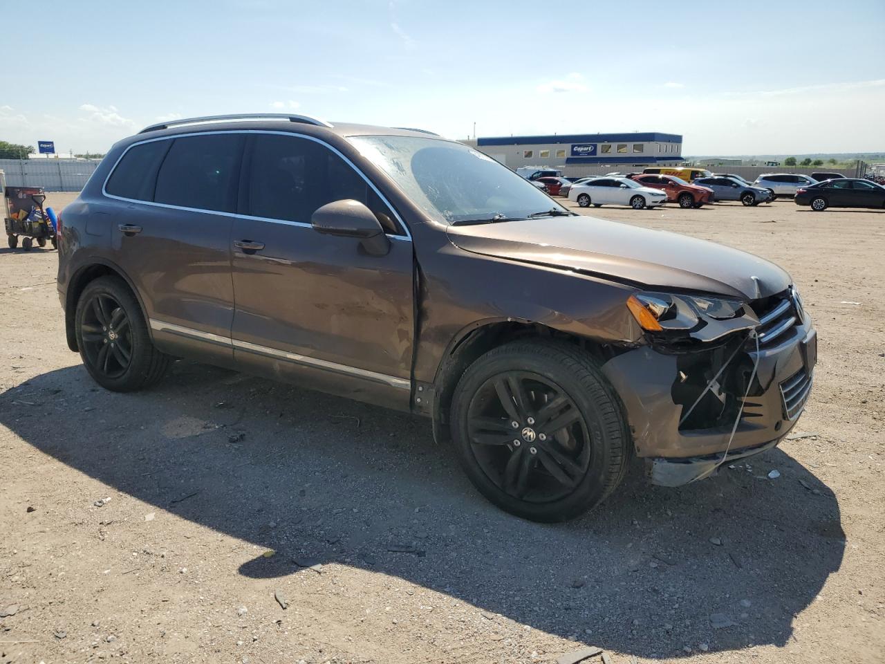 2014 Volkswagen Touareg V6 Brown vin: WVGEF9BP2ED011452