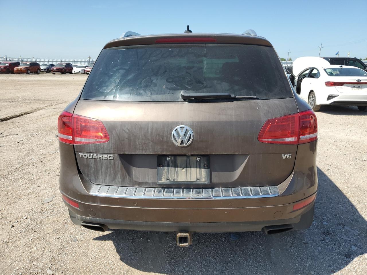 2014 Volkswagen Touareg V6 Brown vin: WVGEF9BP2ED011452